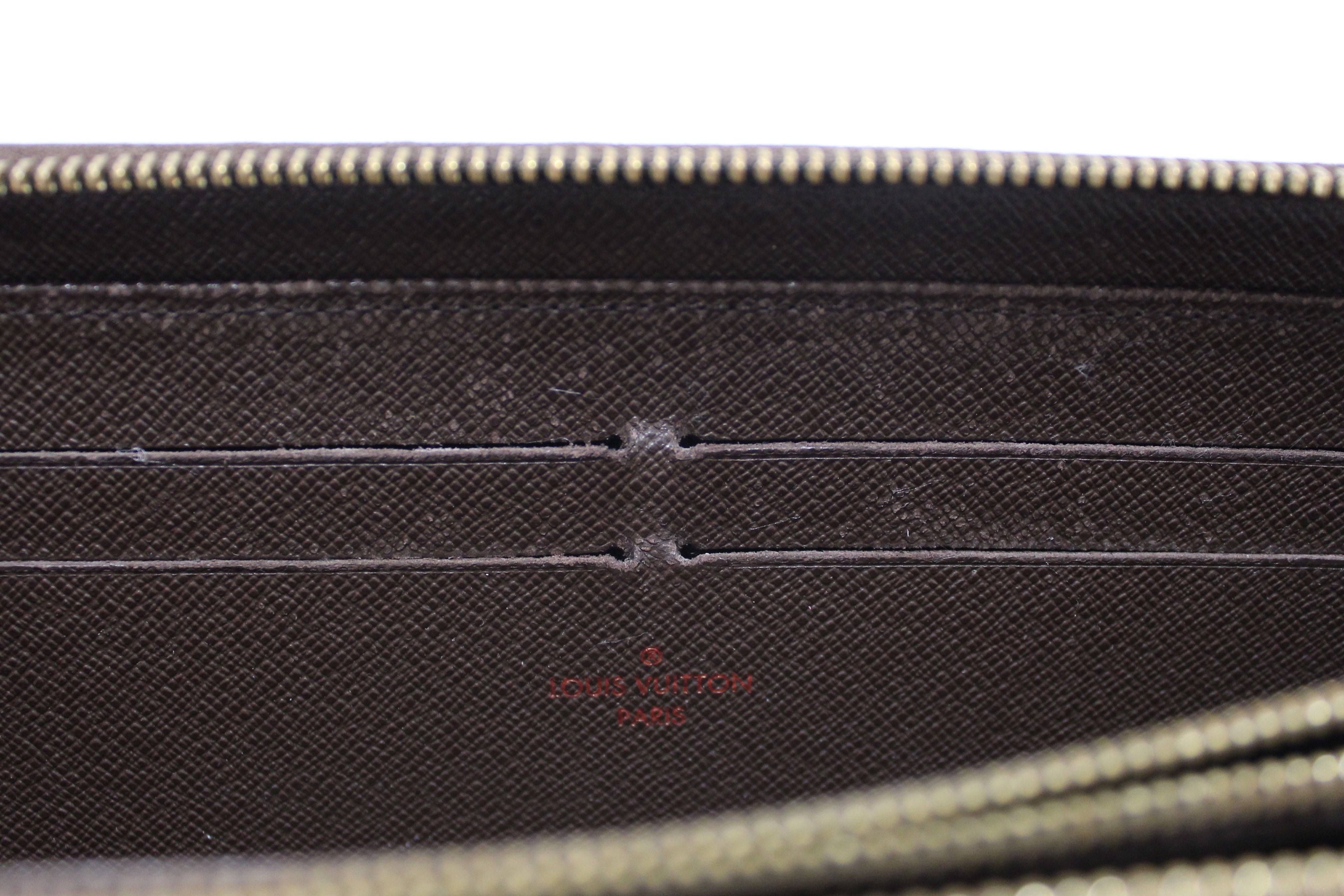 Authentic Louis Vuitton Damier Ebene Zippy Wallet