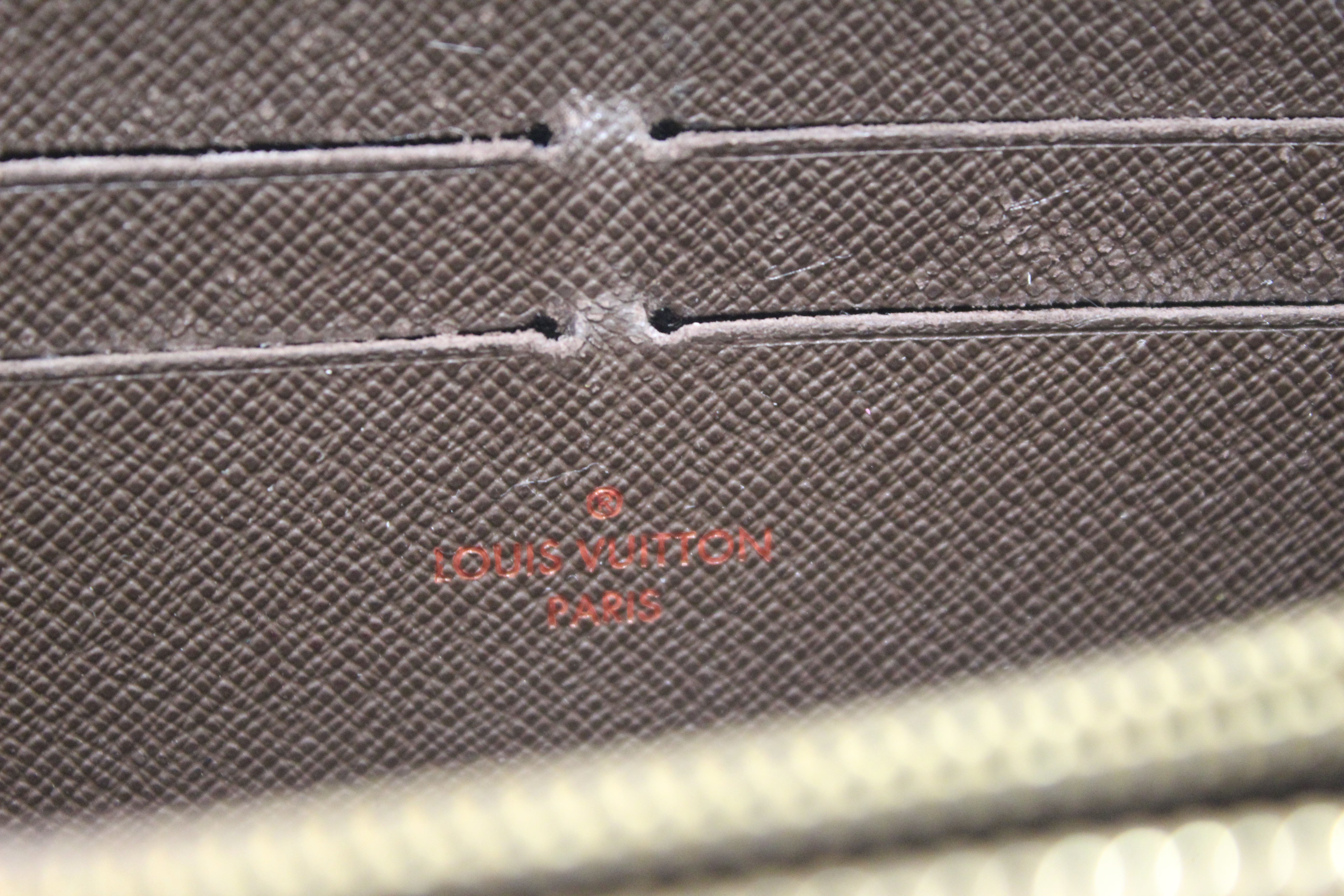 Authentic Louis Vuitton Damier Ebene Zippy Wallet