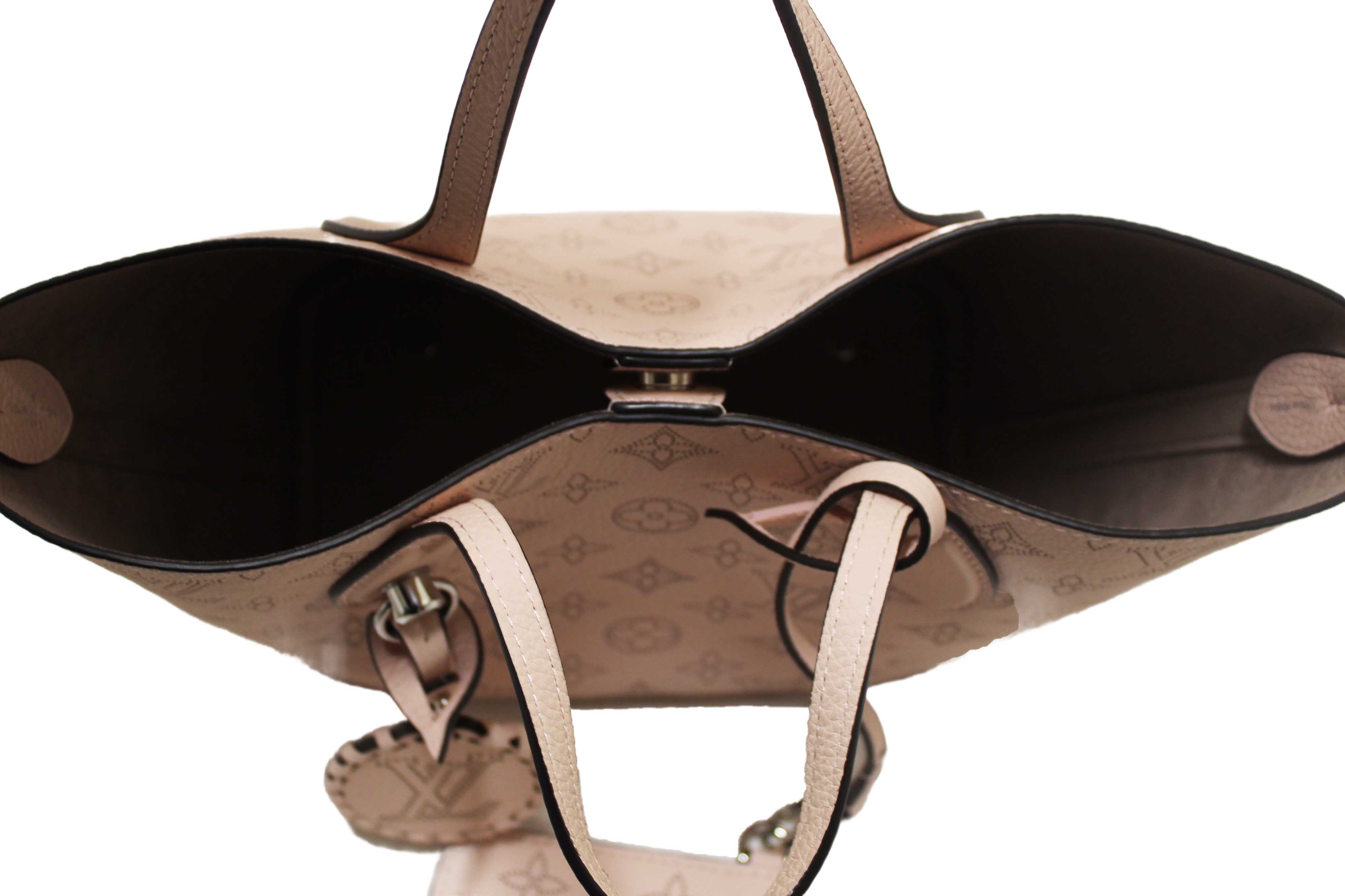 Authentic Louis Vuitton Pink Jasmin Mahina Perforated Calfskin Leather Blossom PM Handbag