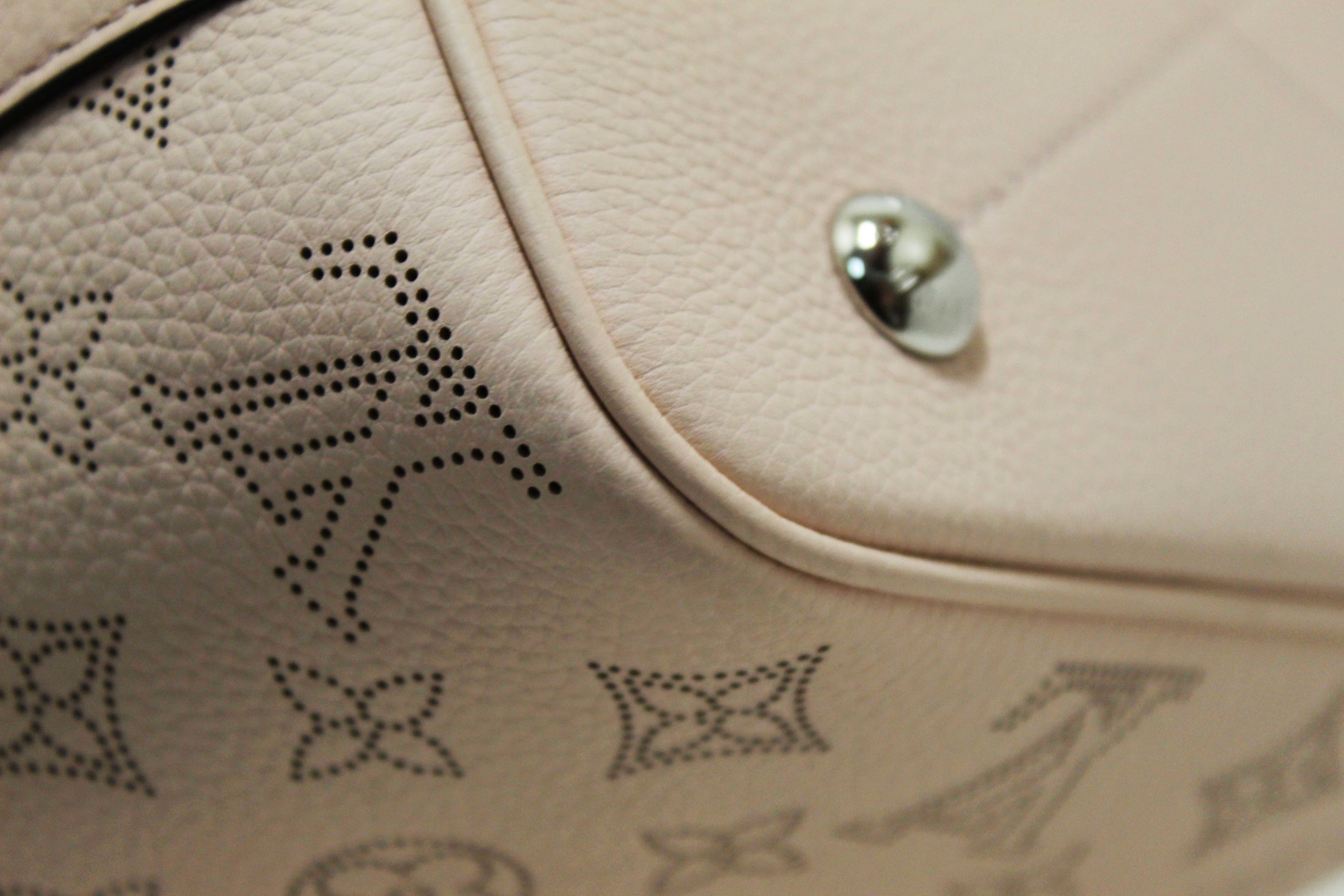 Authentic Louis Vuitton Pink Jasmin Mahina Perforated Calfskin Leather Blossom PM Handbag