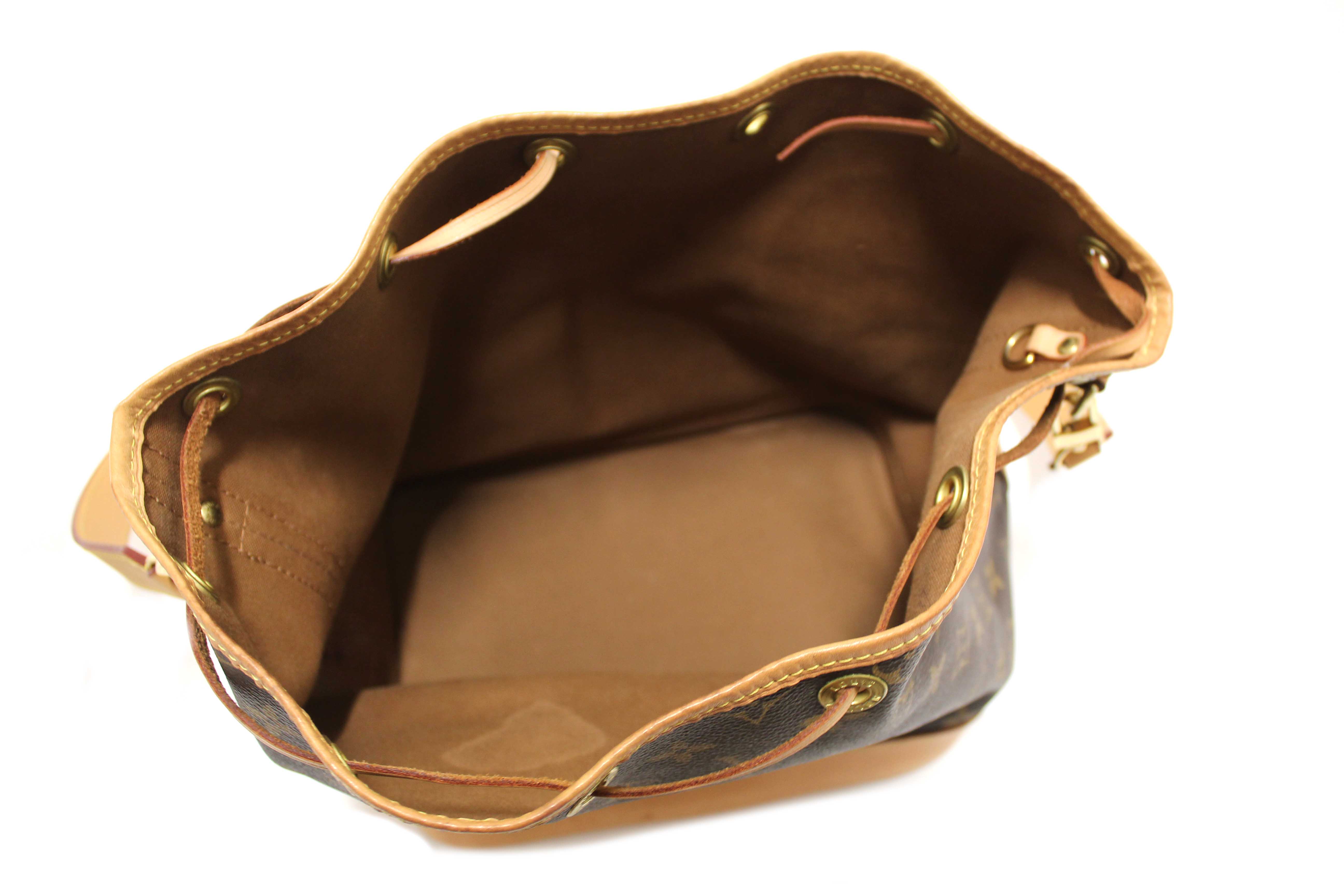 Authentic Louis Vuitton Classic Monogram Petit Noé Bucket Bag