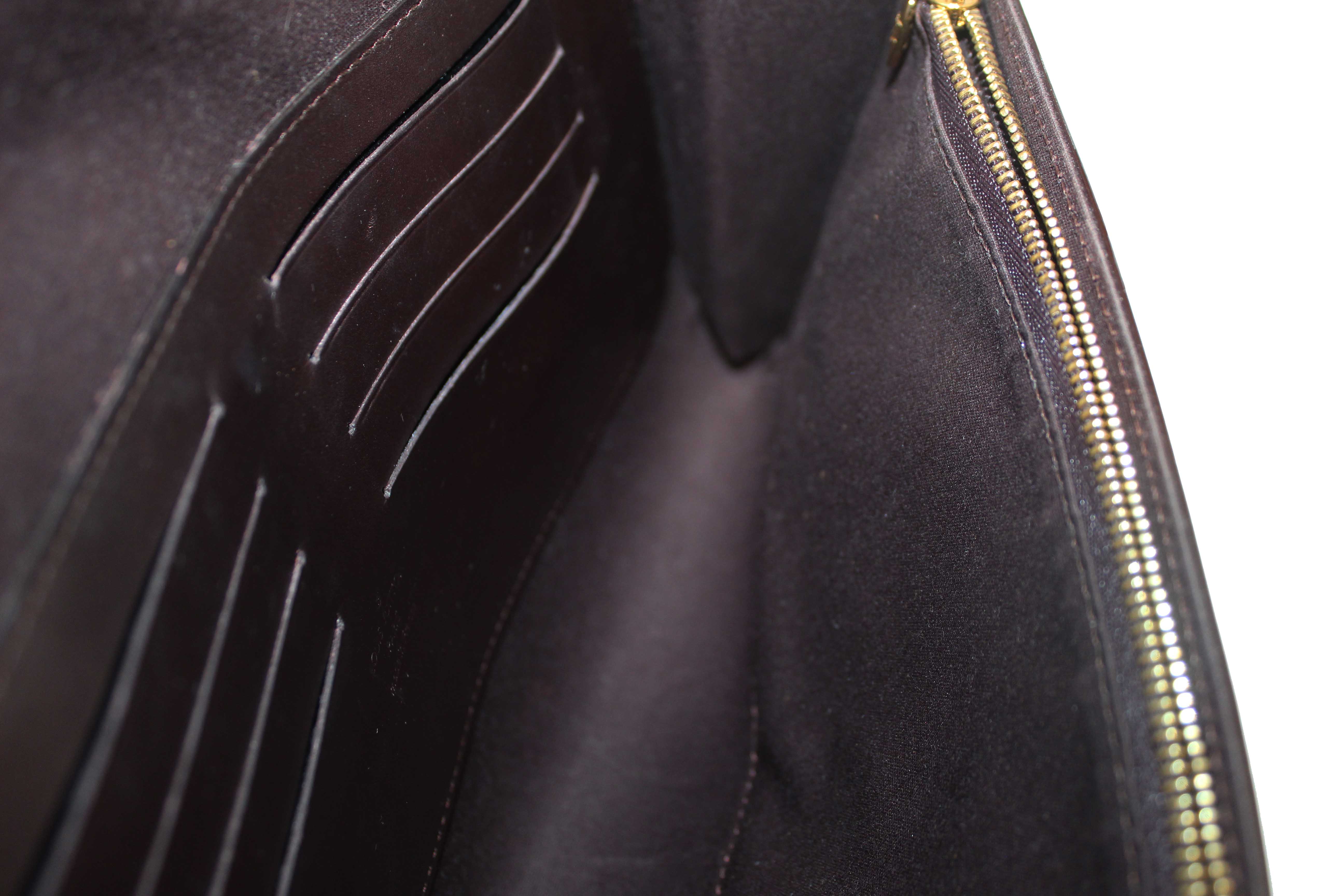 Authentic Louis Vuitton Amarante Monogram Vernis Leather Robertson Clutch