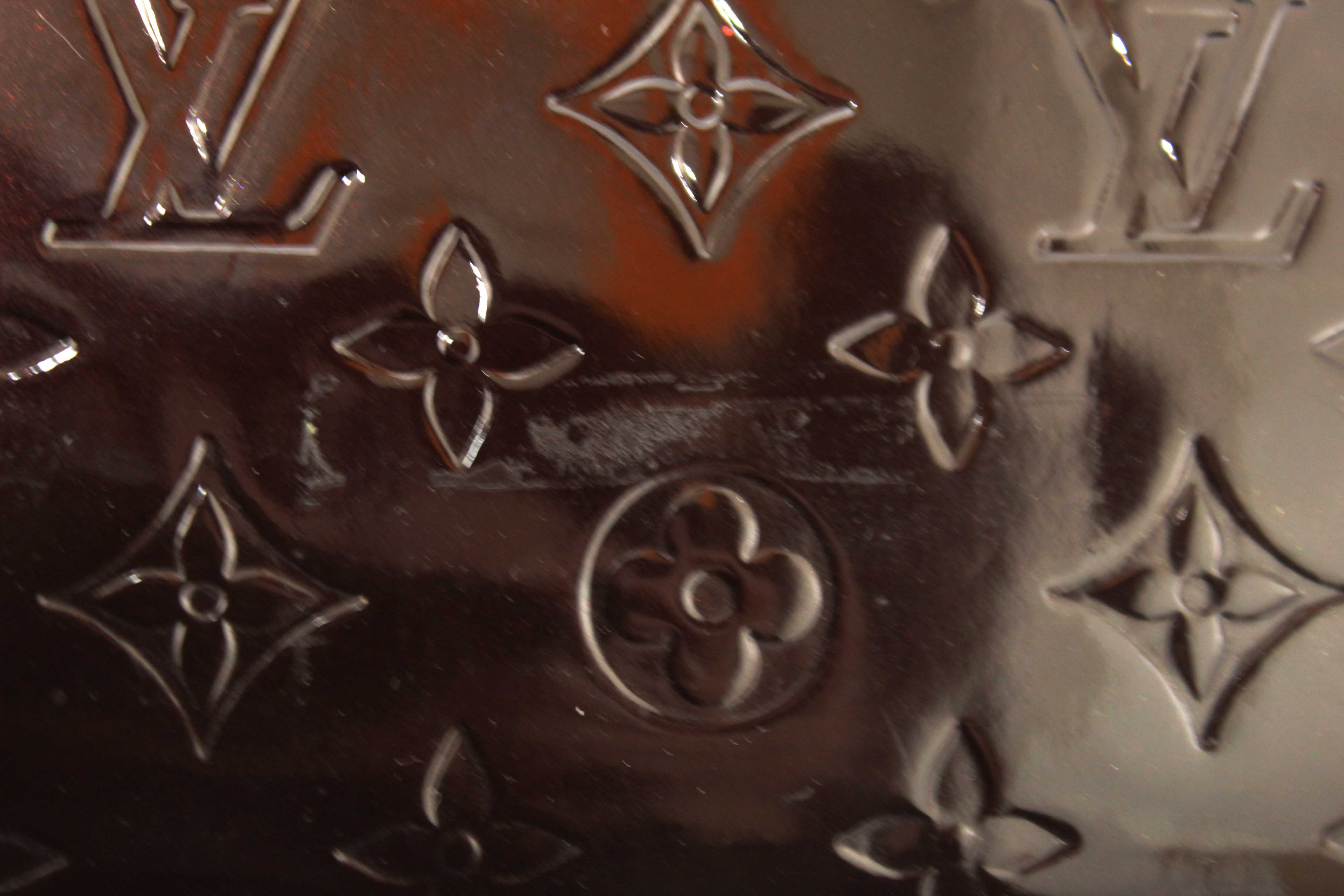 Authentic Louis Vuitton Amarante Monogram Vernis Leather Robertson Clutch