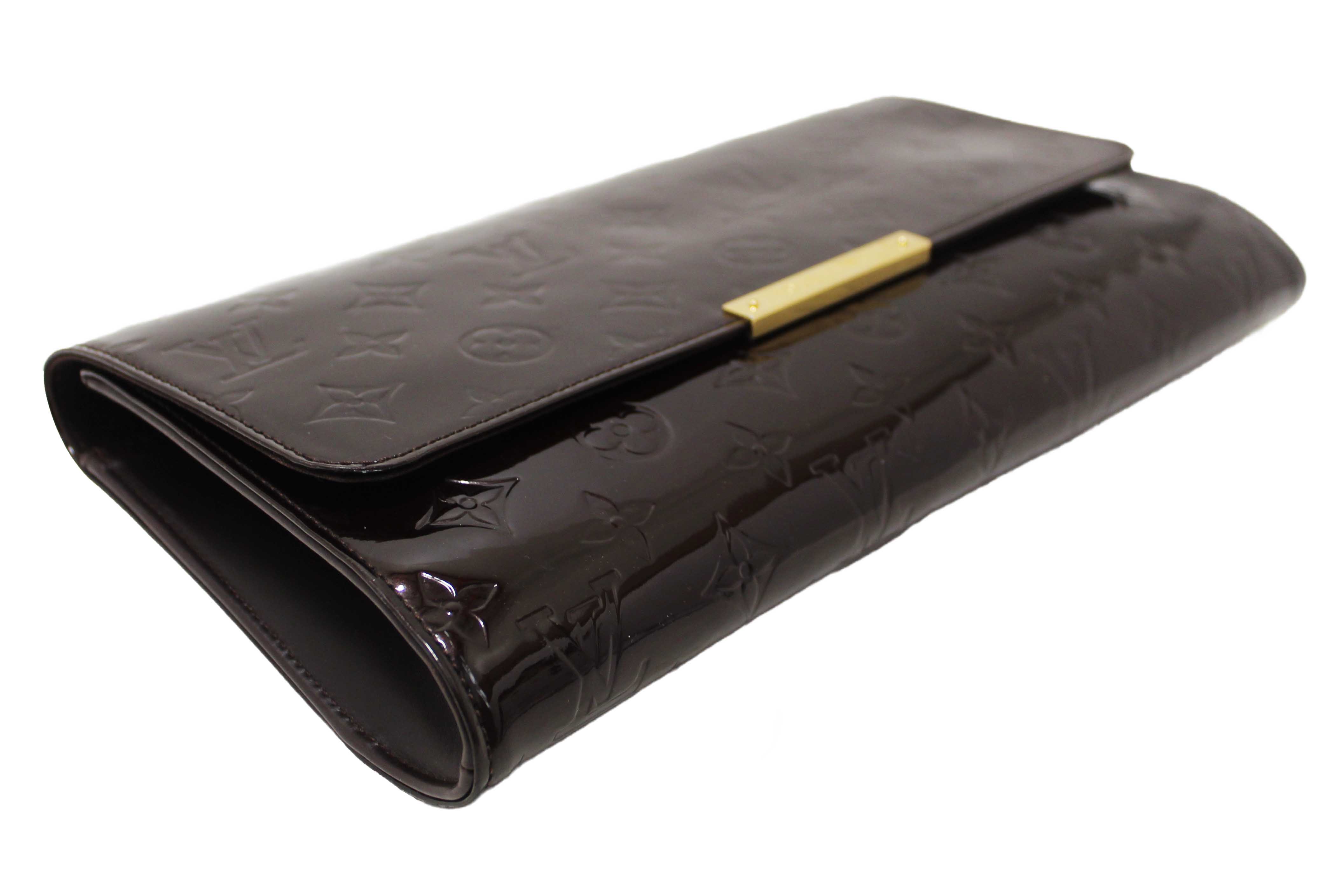 Authentic Louis Vuitton Amarante Monogram Vernis Leather Robertson Clutch