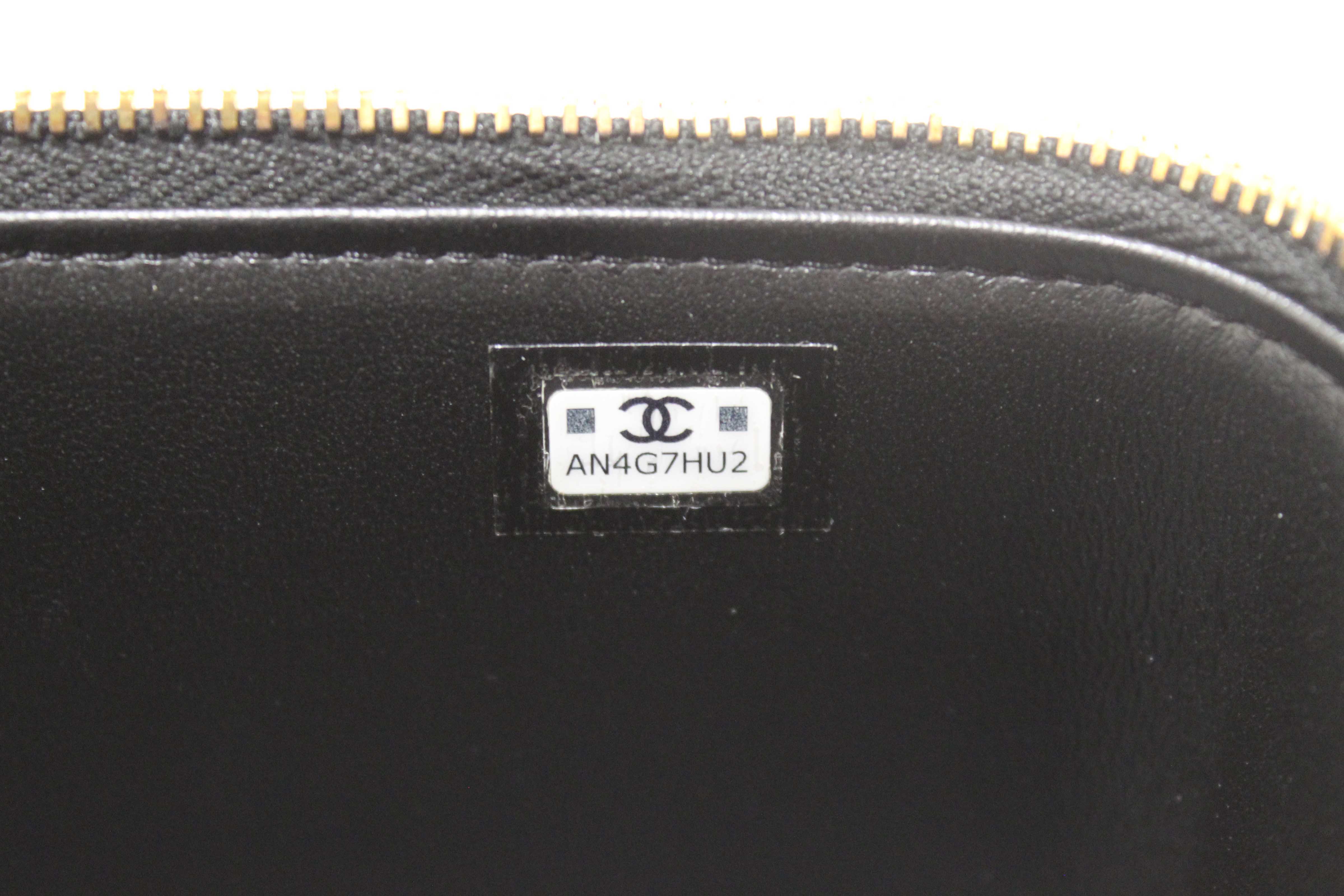 Authentic NEW Chanel Black Caviar Quilted Polly Pocket East West Top Vanity With Chain Bag