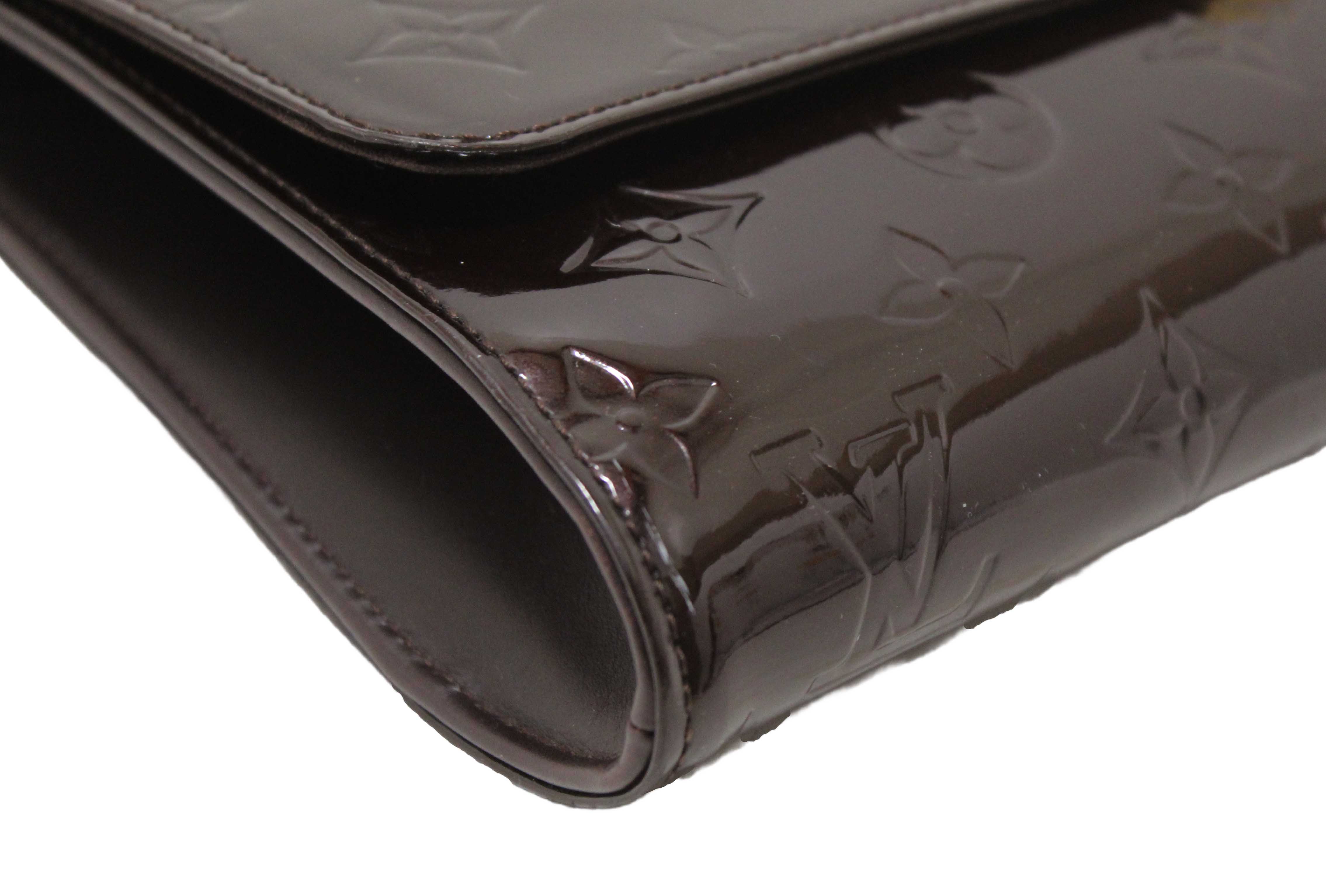 Authentic Louis Vuitton Amarante Monogram Vernis Leather Robertson Clutch