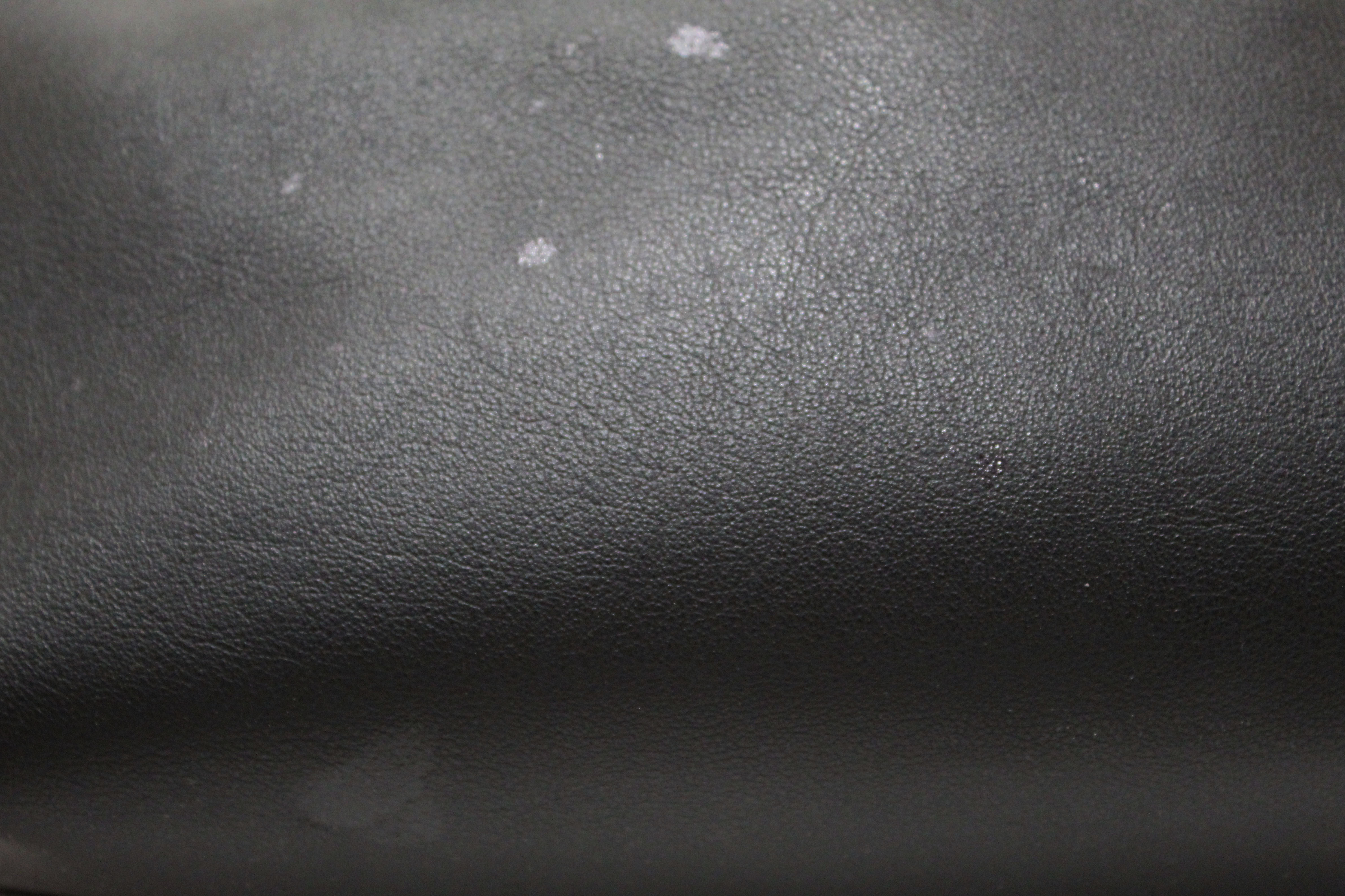 Authentic Yves Saint Laurent Black Calf Leather Saint Laurent Large Shopping Tote Bag
