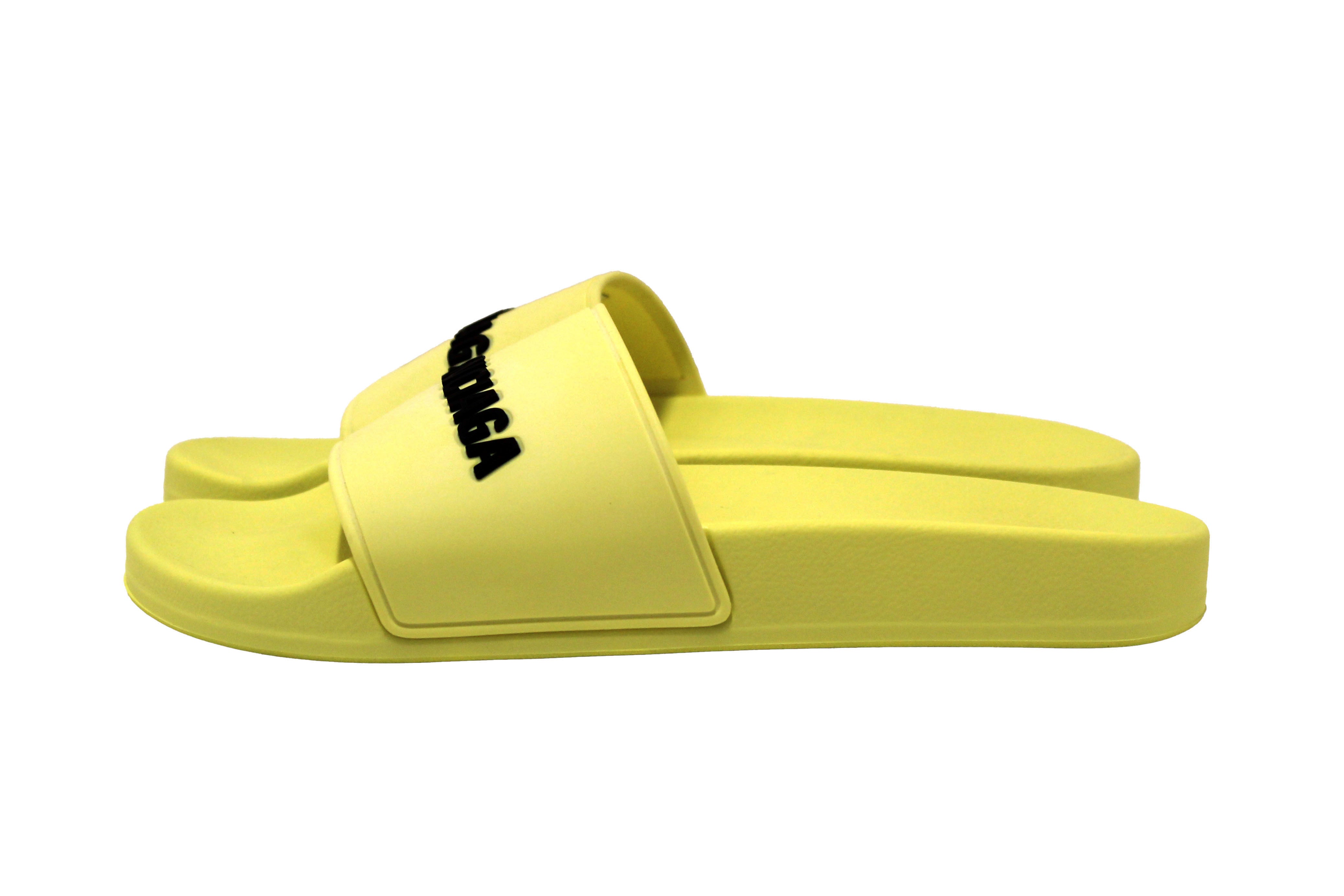 Authentic NEW Balenciaga Yellow Neon Rubber with Black 3D Balenciaga Logo Women Pool Slide Sandal Size 9 US
