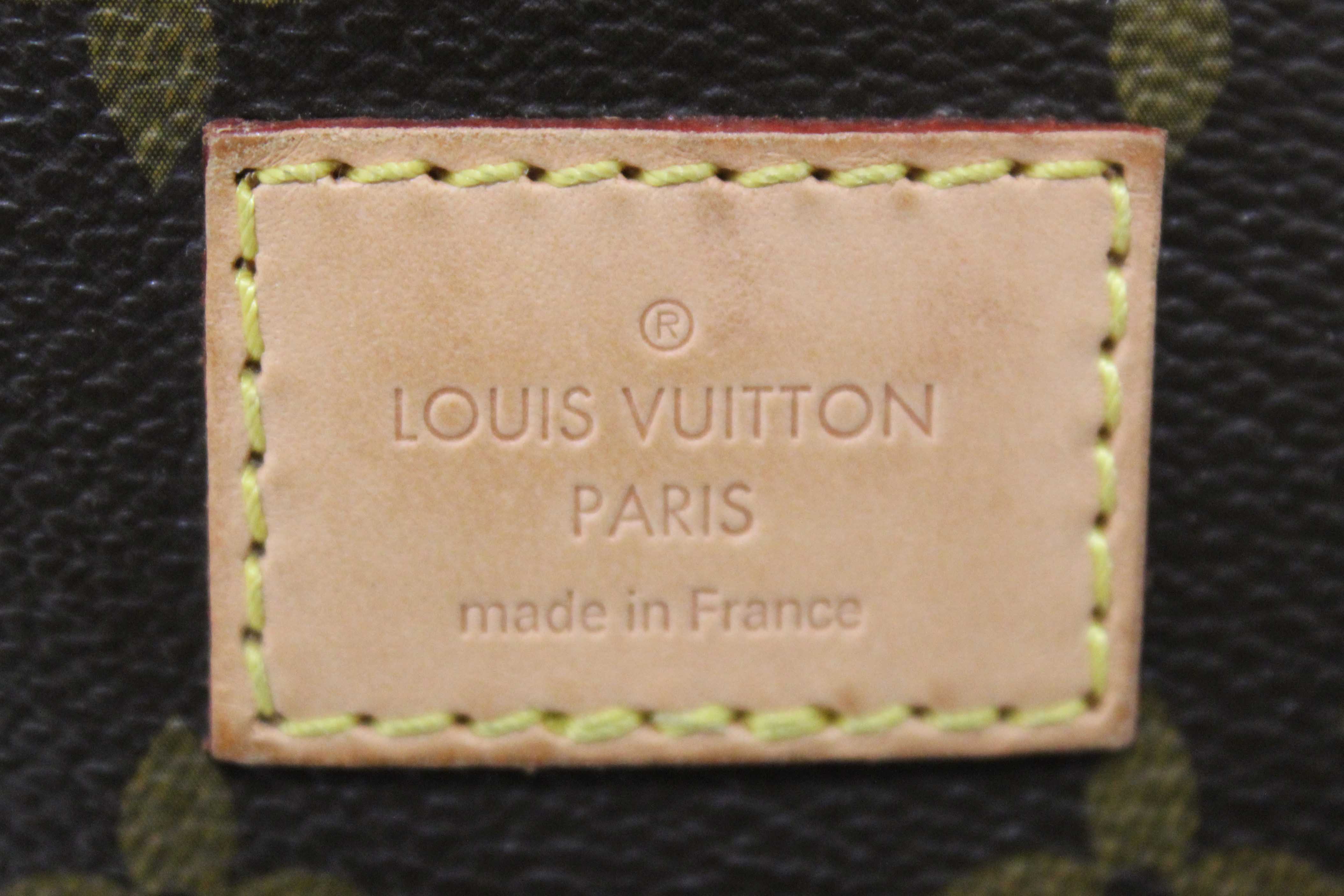 Authentic Louis Vuitton Classic Monogram Canvas Saumur 30 Messenger Bag