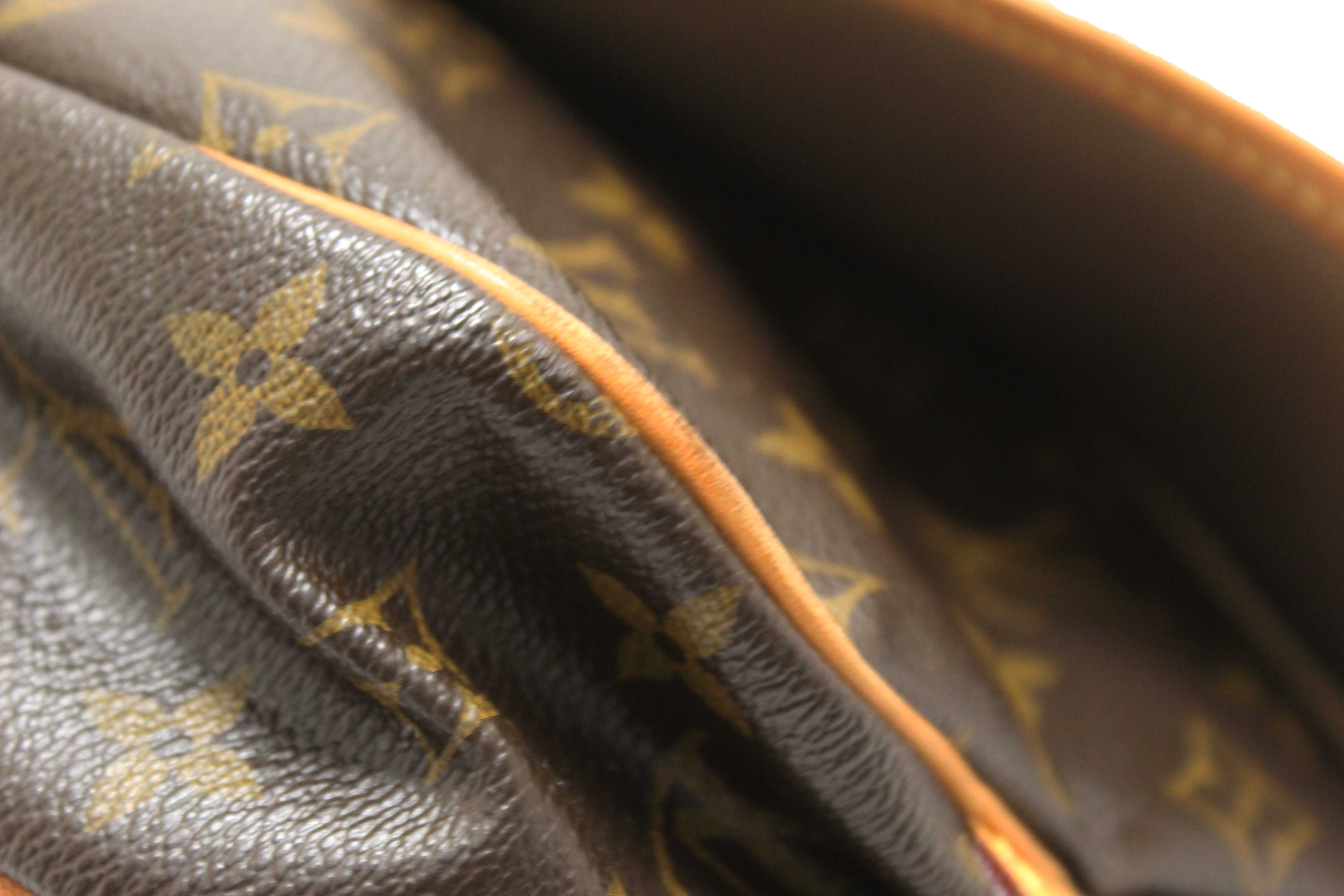 Authentic Louis Vuitton Classic Monogram Canvas Saumur 30 Messenger Bag