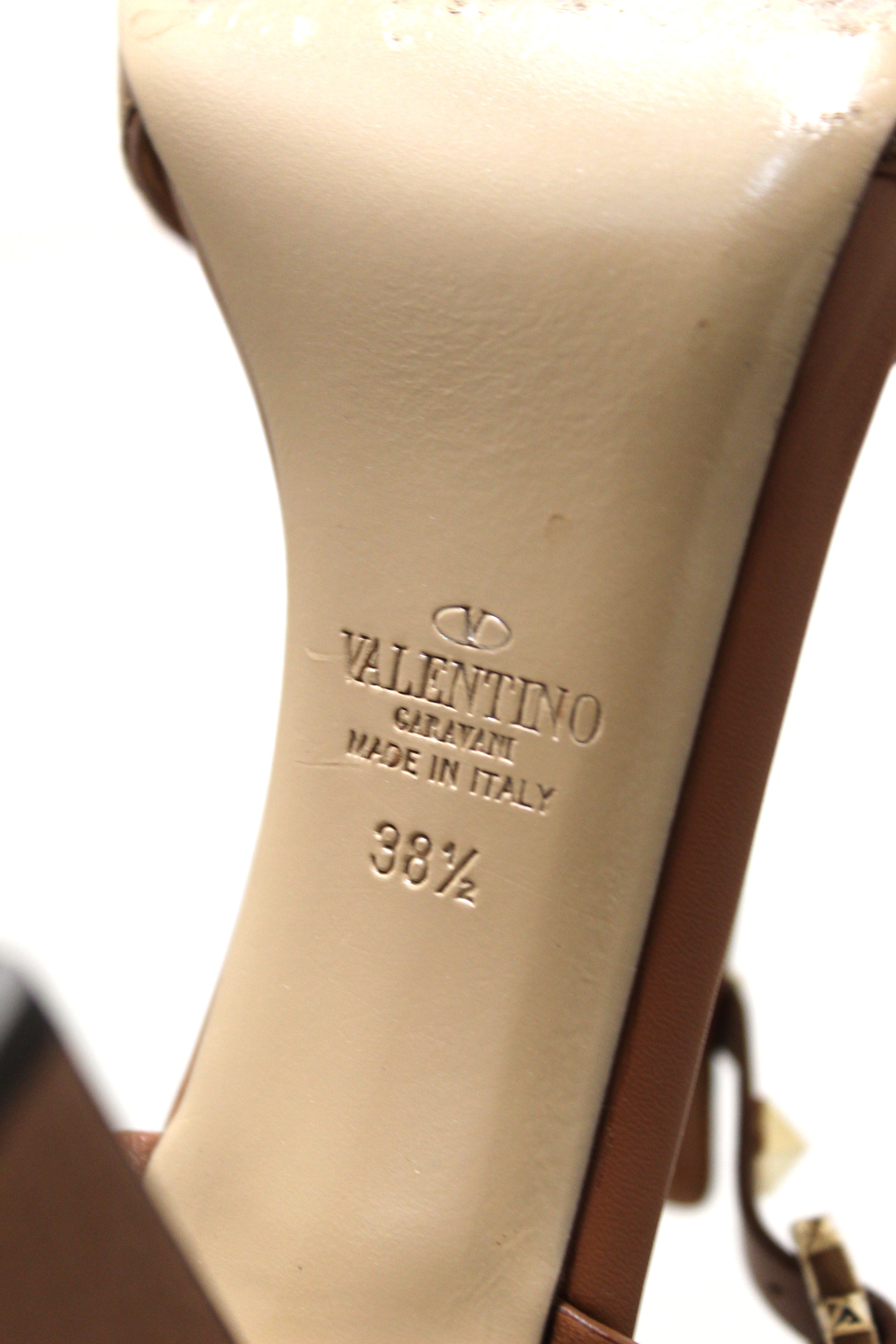 Authentic Valentino Garavani Brown Leather Rockstud T-Strap Block Heel Size 38.5