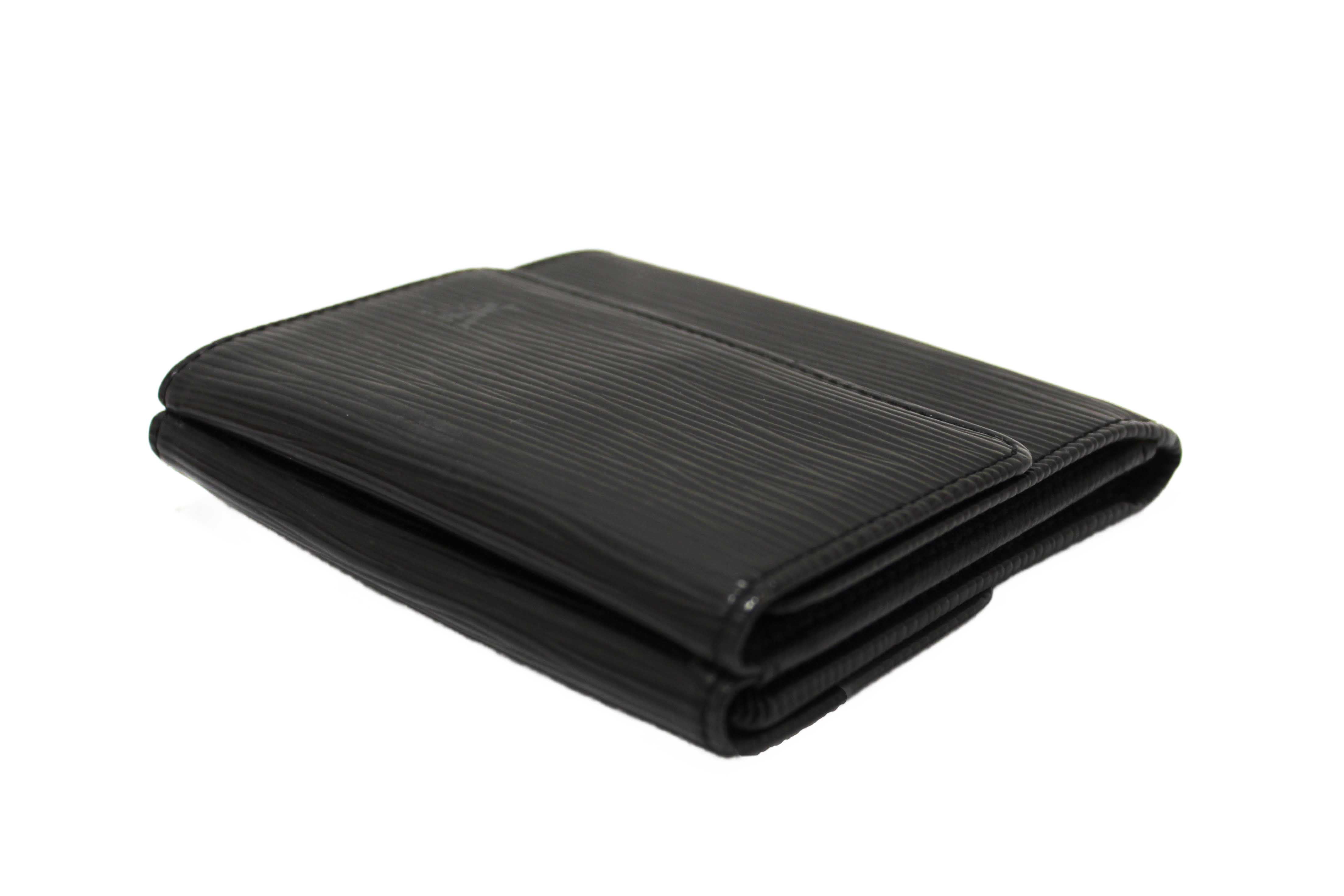 LOUIS VUITTON ブラックケース Authentic Louis Vuitton Black Epi Leather Trifold Compact Wallet