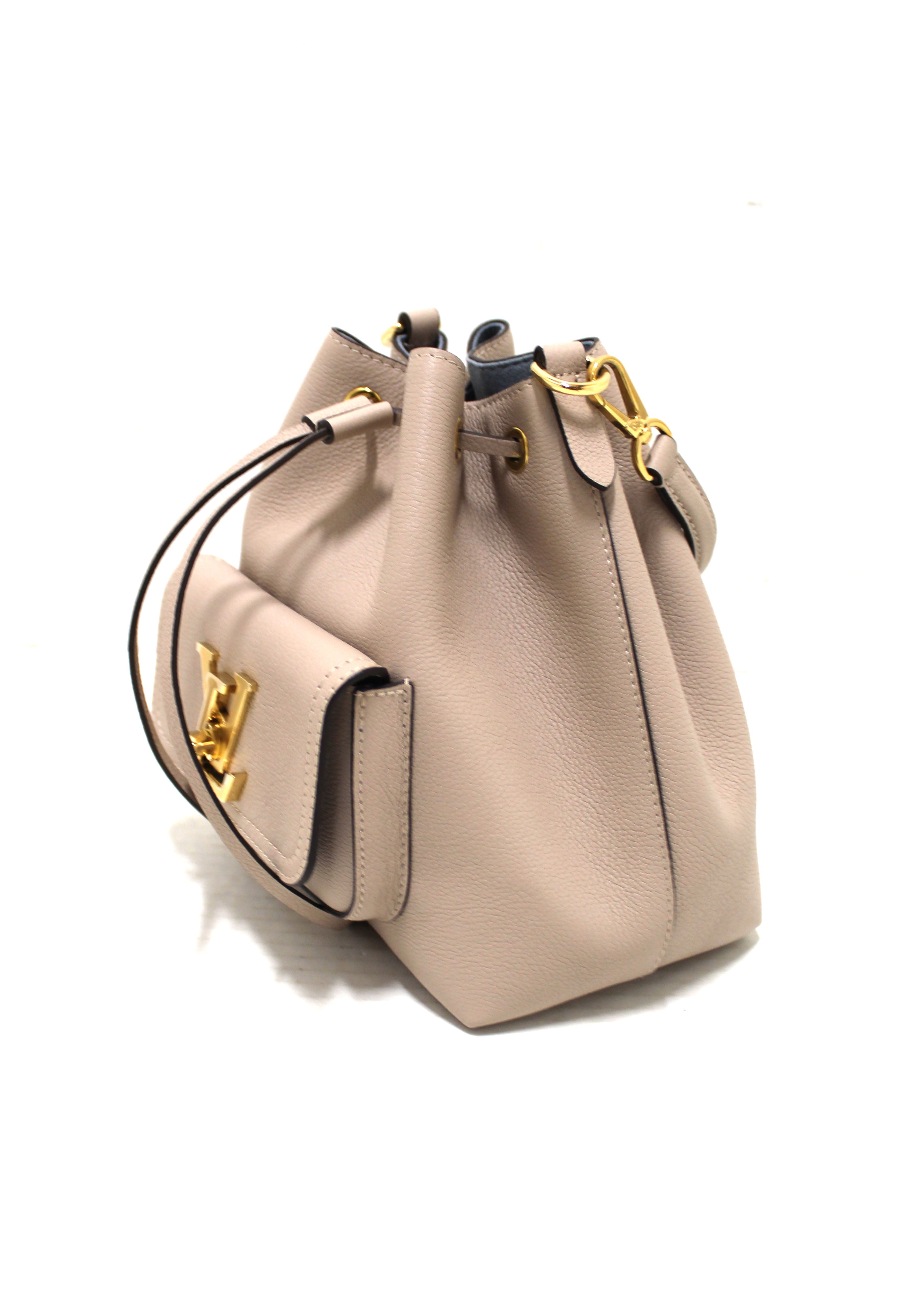 Louis Vuitton Cream and Burgundy Grained Calf Leather Lockme Day Bag For  Sale at 1stDibs