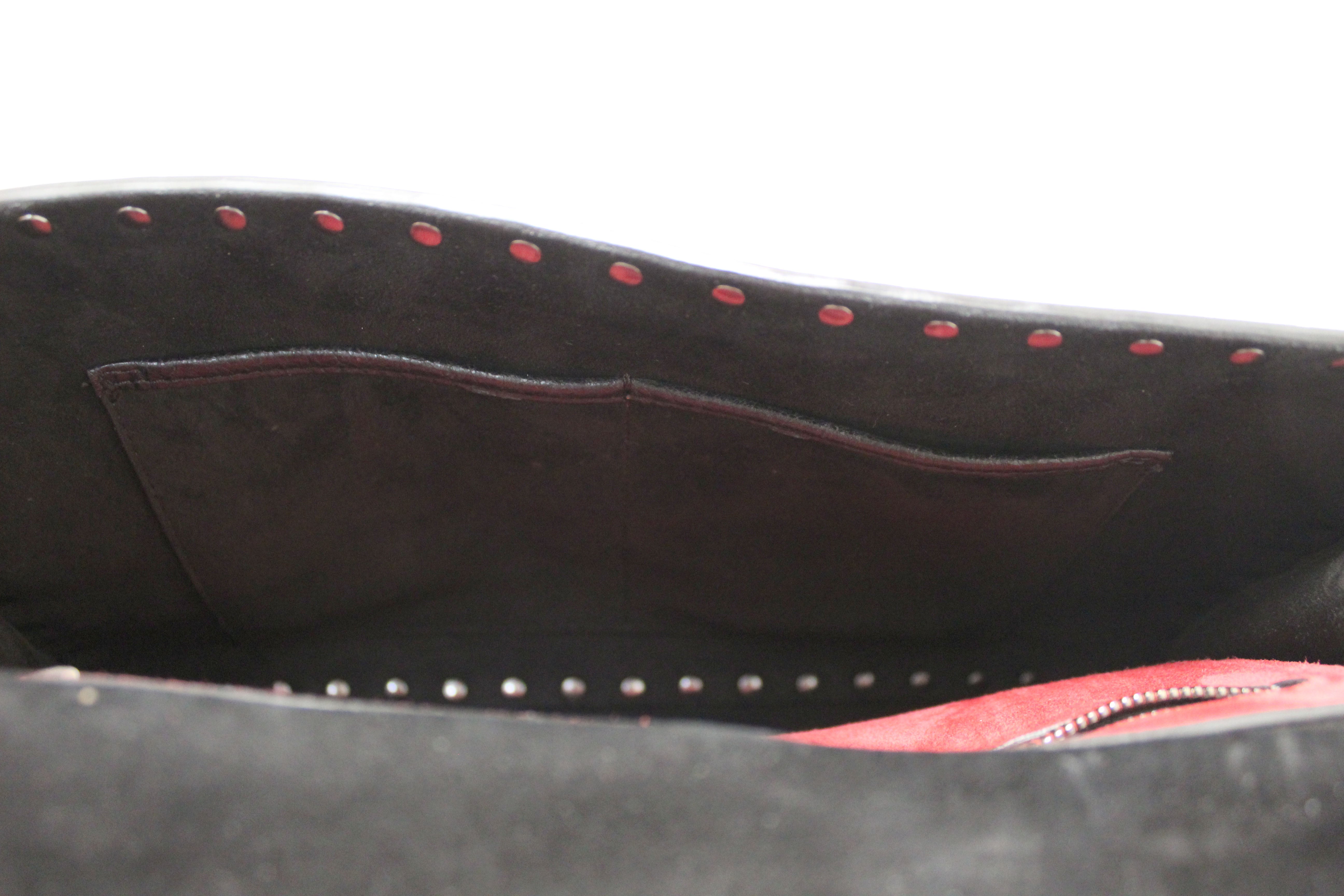 Authentic Valentino Garavani Black Quilted Nappa Leather Rockstud Spike Large Shoulder Bag