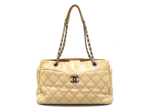 CHANEL Bowling Bag in Iridescent Beige Lambskin Leather For Sale