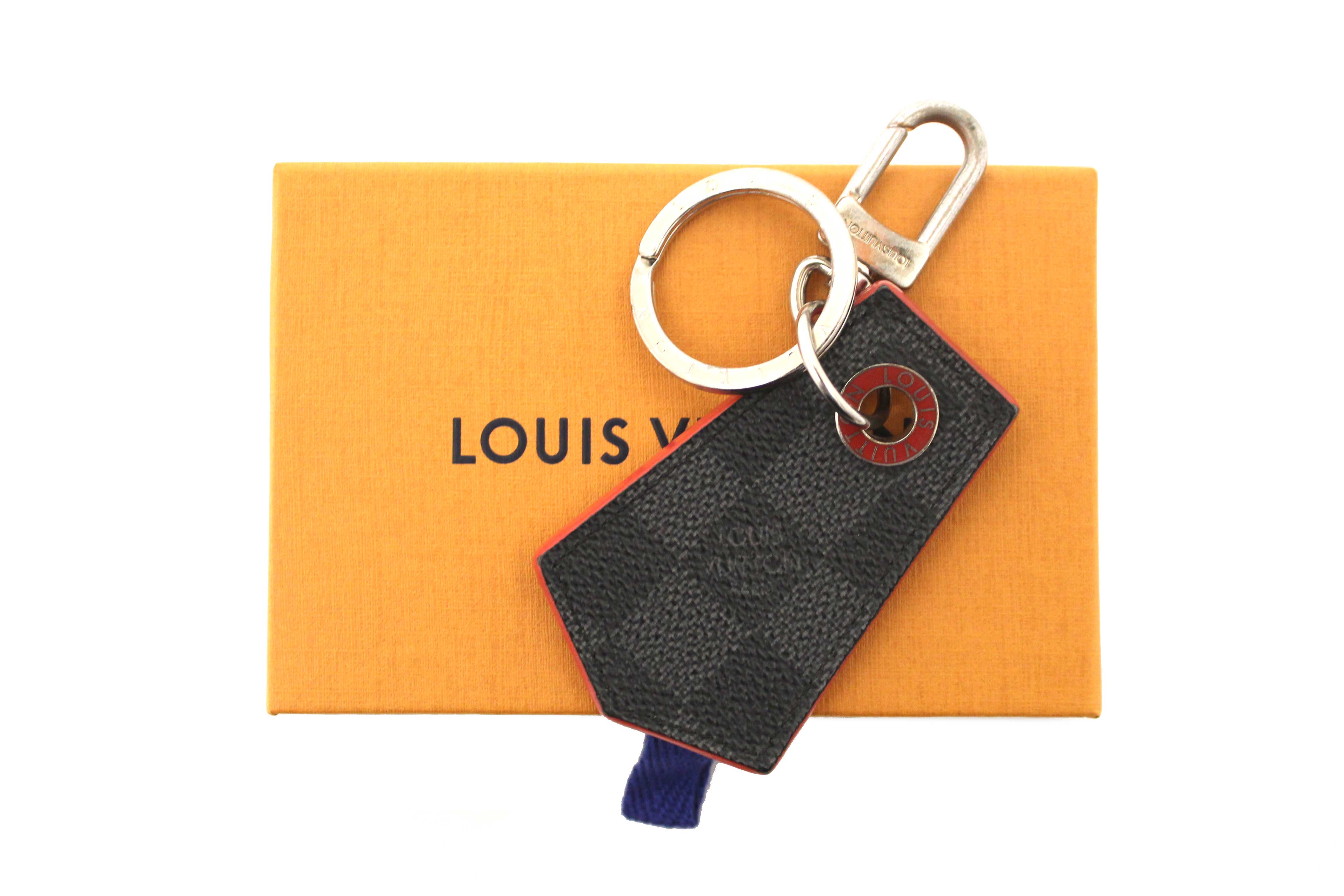 Authentic  Louis Vuitton Damier Graphite Enchappe Key Holder