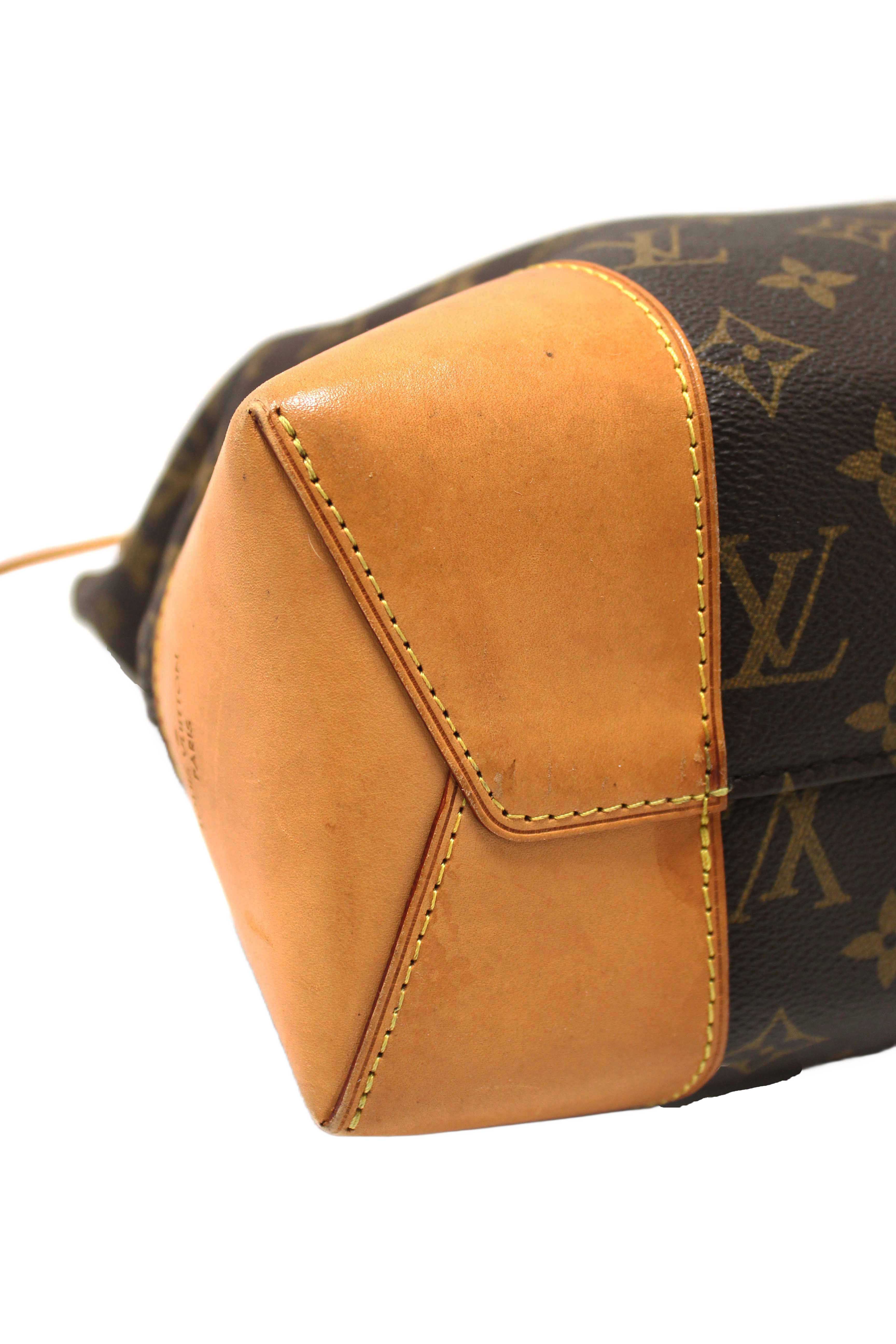 Authentic Louis Vuitton Classic Monogram Berri MM Hobo Shoulder Bag