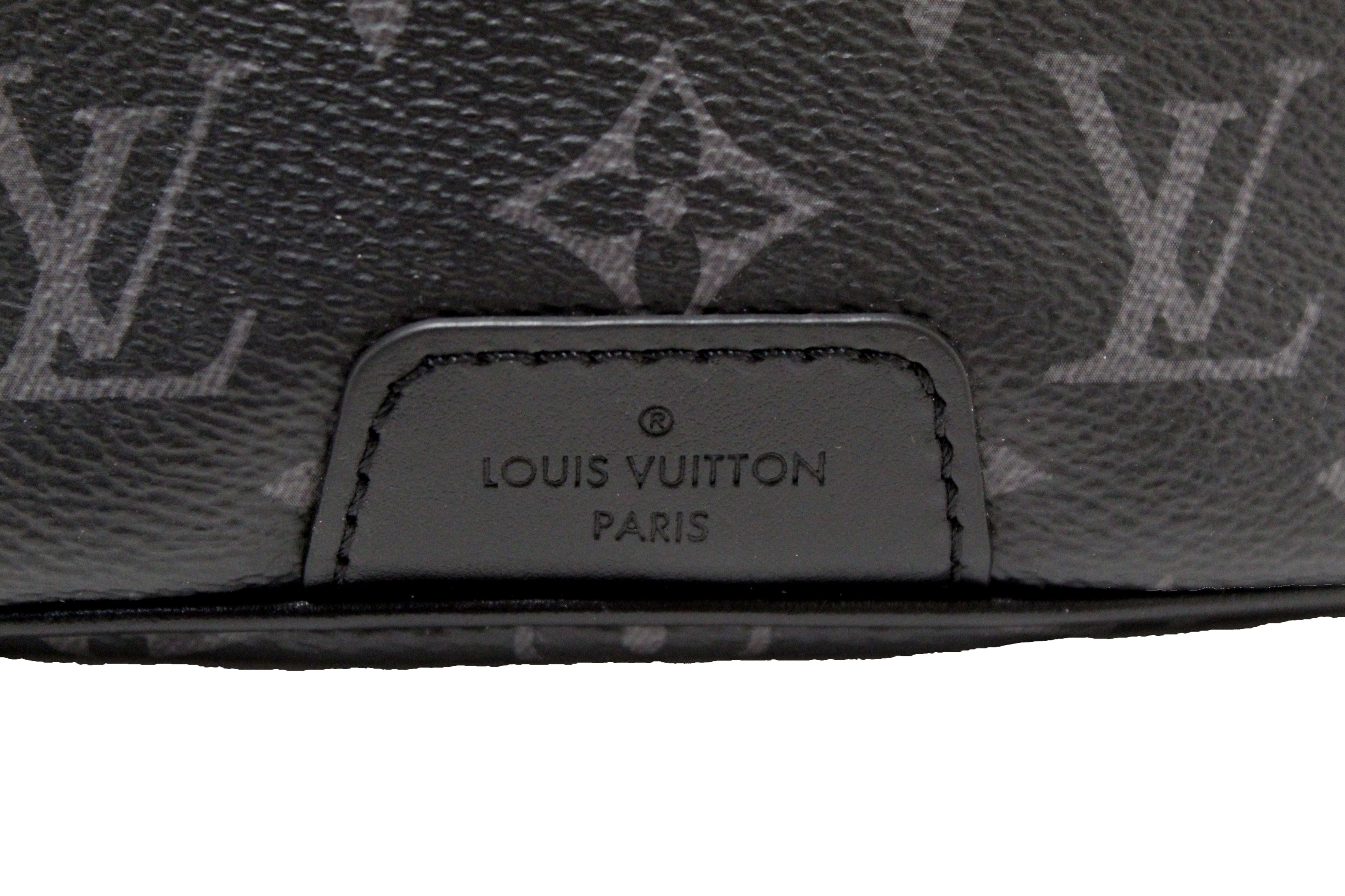 Authentic Louis Vuitton Damier Graphite Discovery Bumbag PM