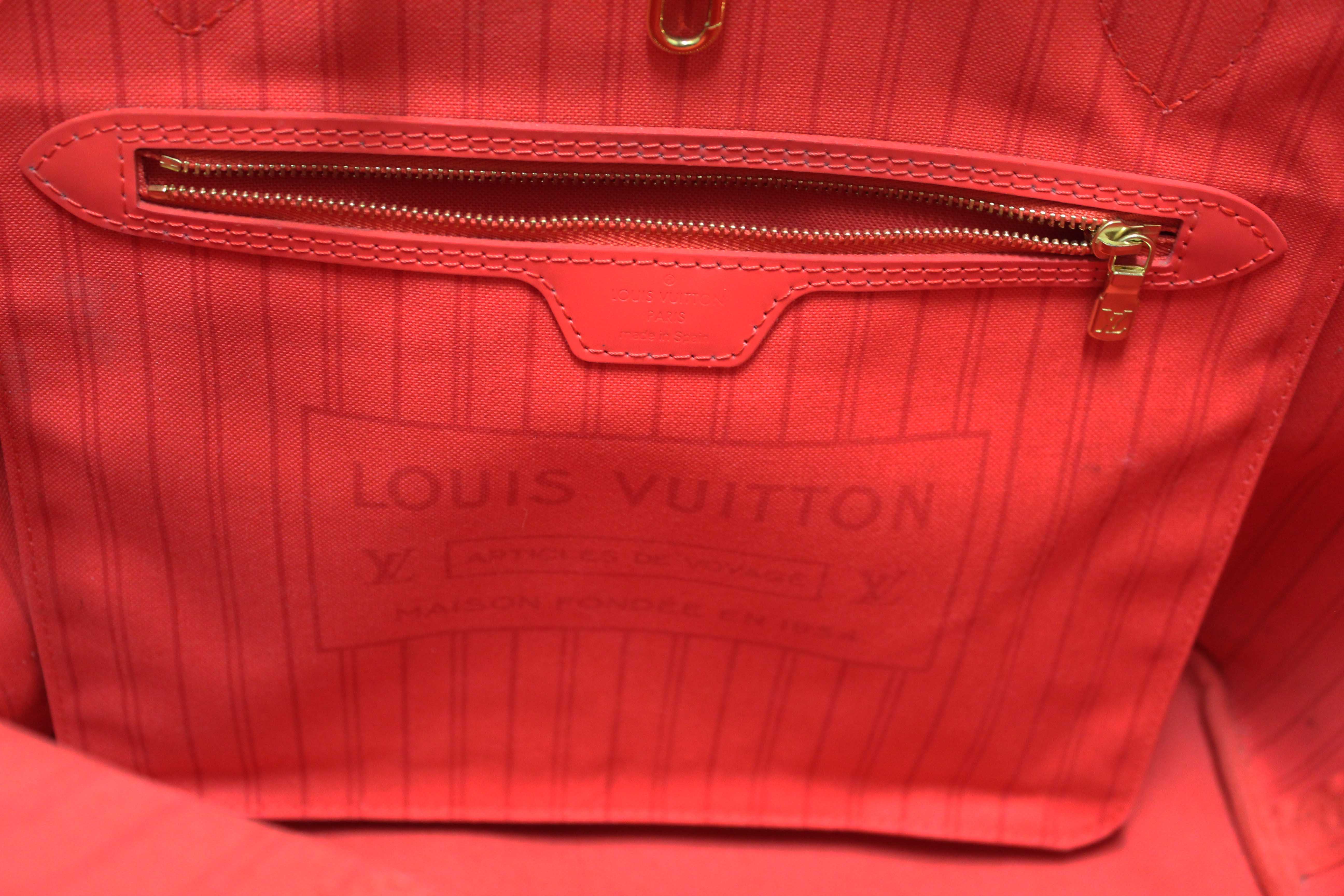Authentic Louis Vuitton Limited Edition Totem Monogram Canvas Neverfull MM Shoulder Tote Bag