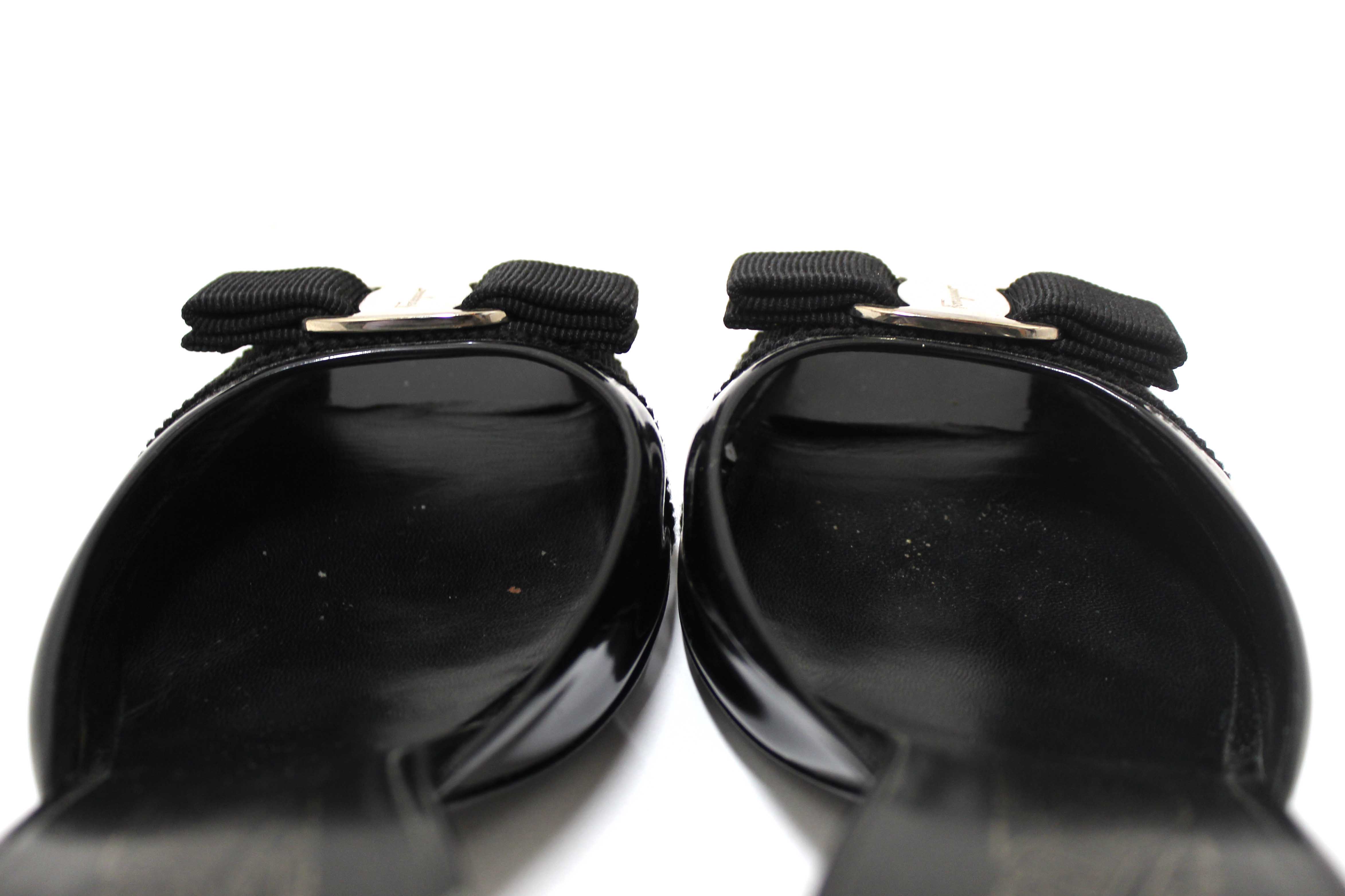 Authentic Salvatore Ferragamo Black Patent Calfskin Leather Riberia Size 9C