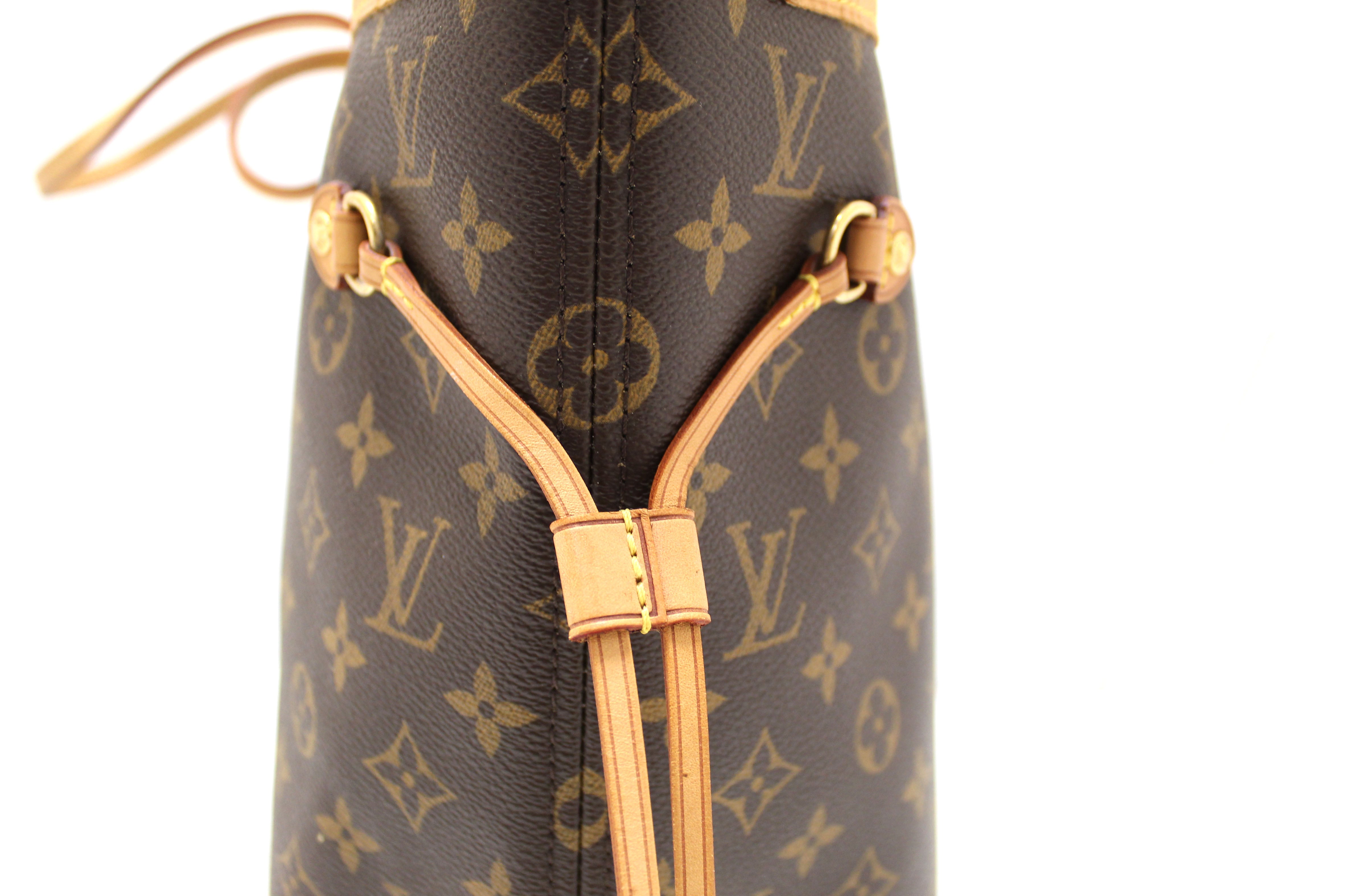 2015 Louis Vuitton Monogram Neverfull MM Shoulder Bag + POUCH $2030+TAX