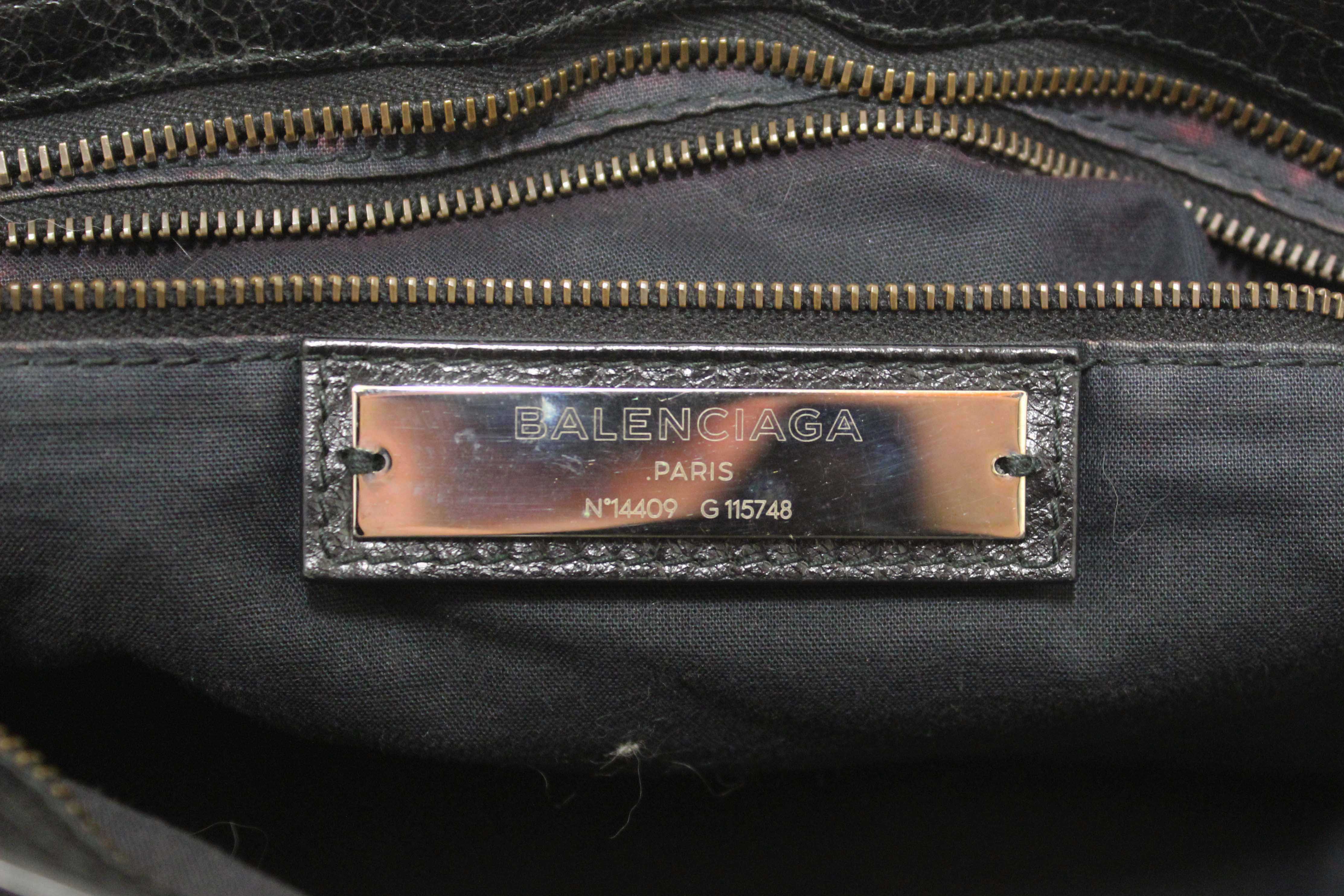 Authentic Balenciaga Black Classic City Lambskin Leather Shoulder Bag