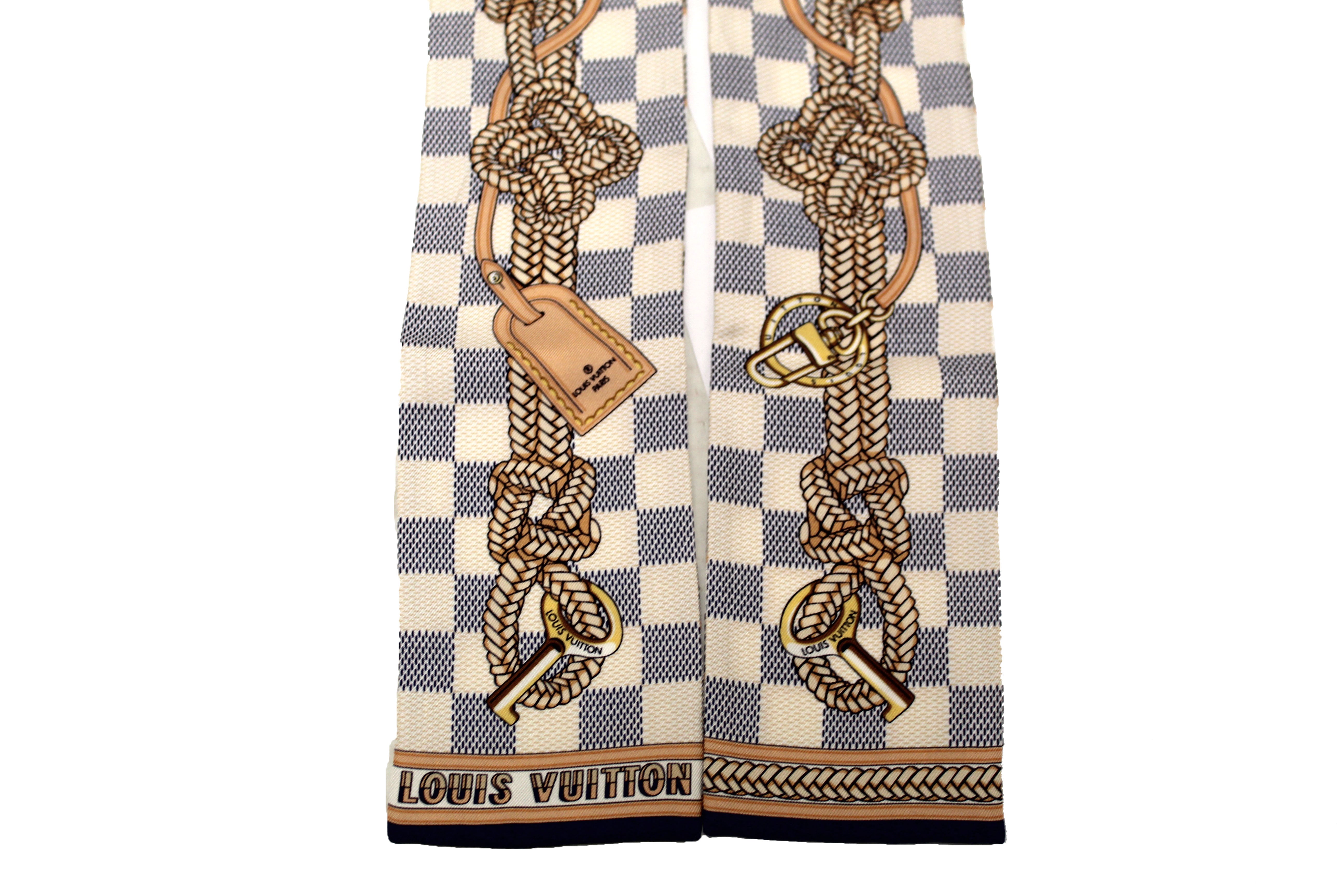 Authentic Louis Vuitton Silk Damier Infinity Bandeau Twilly Scarf – Paris  Station Shop