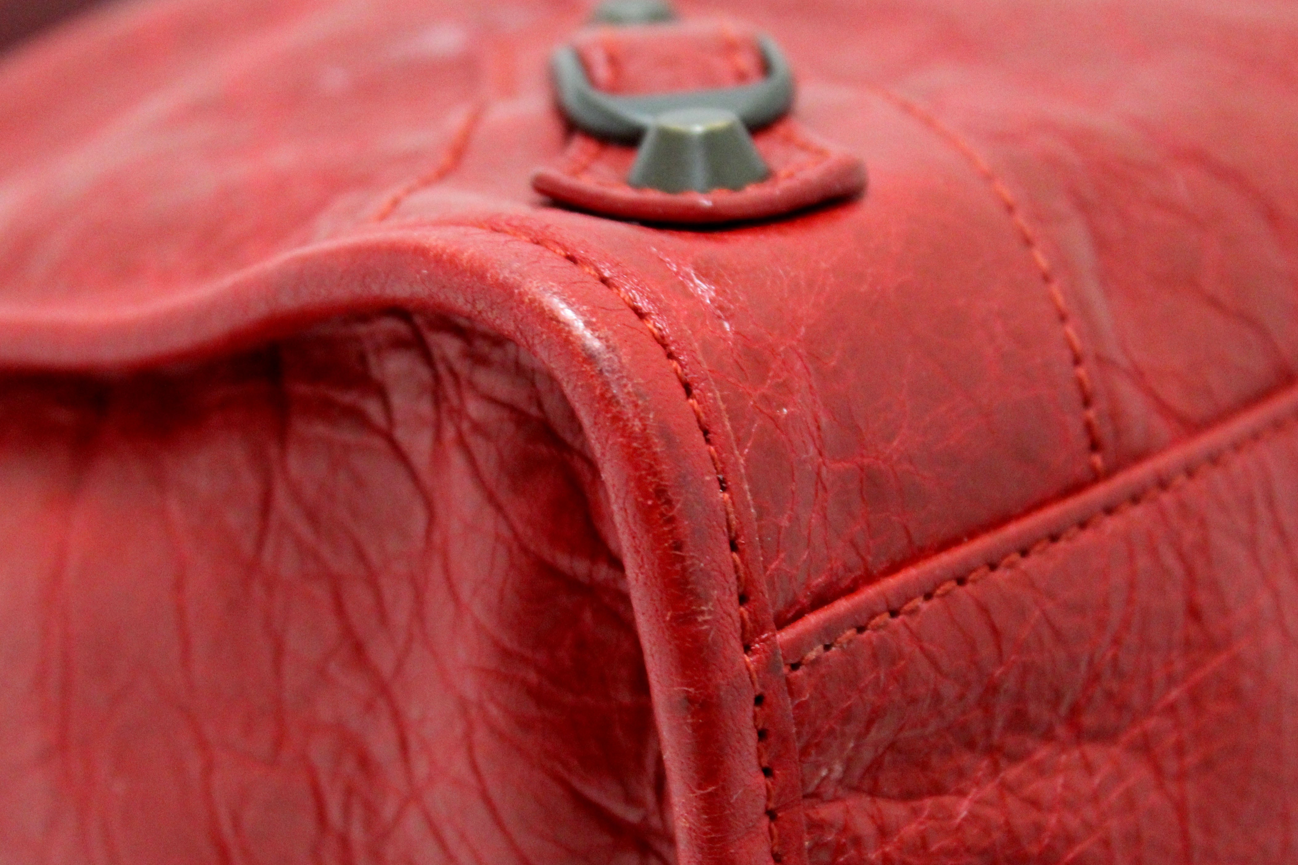 Authentic Balenciaga Red Classic City Lambskin Leather Shoulder Bag