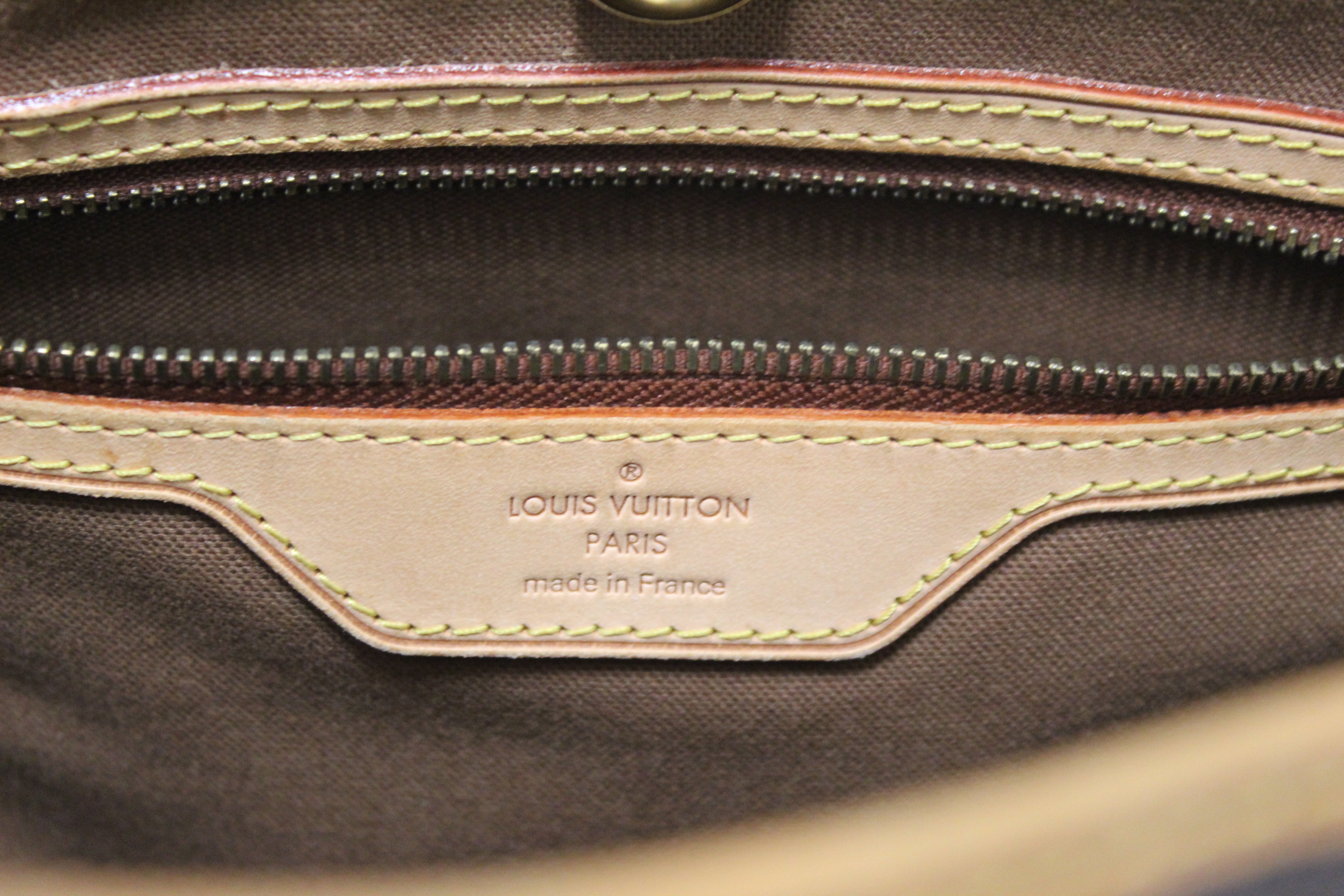 Authentic Louis Vuitton Classic Monogram Horizontal Batignolles Tote Shoulder Bag