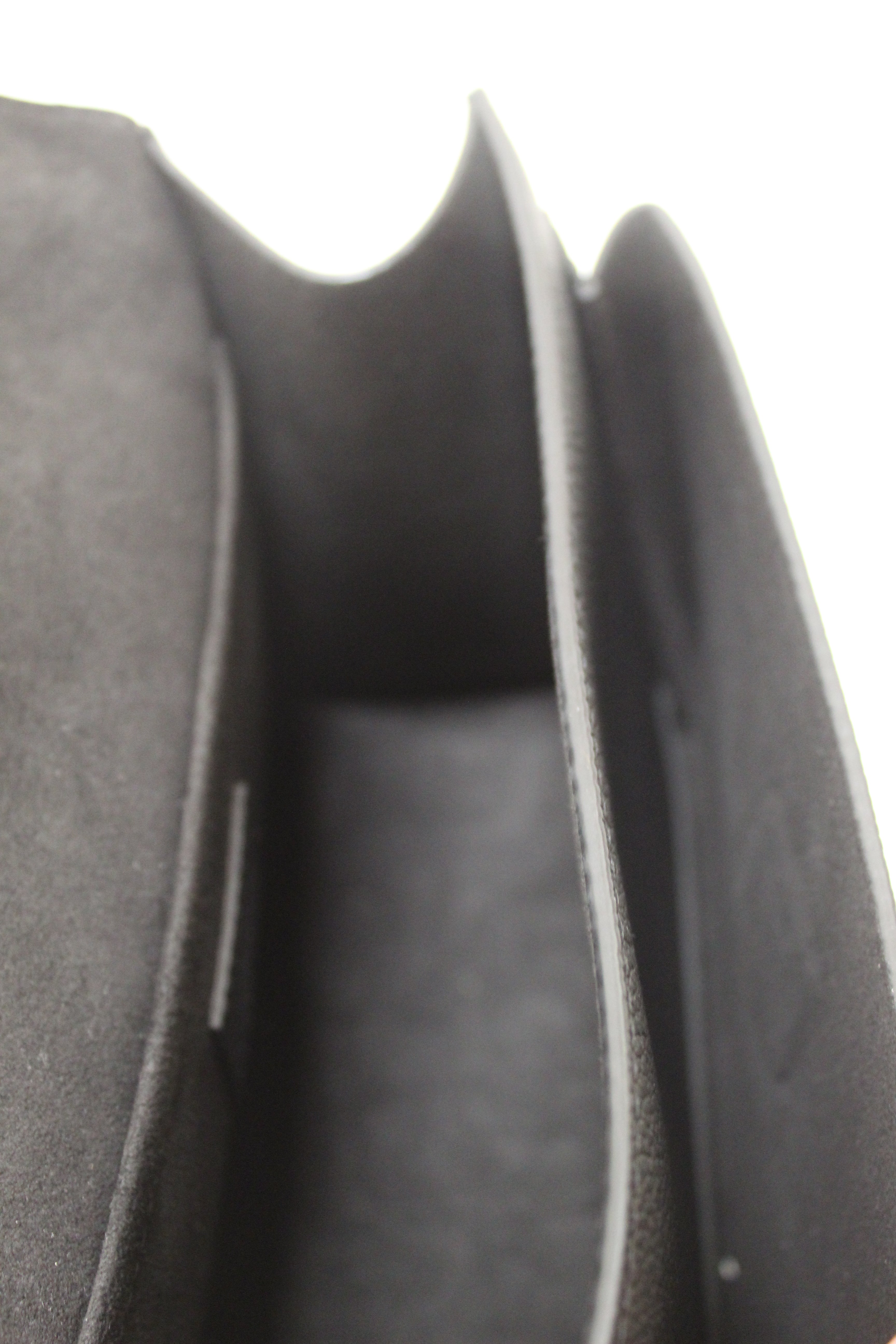 Authentic Louis Vuitton Black Calfskin Leather Mylockme Chain Bag