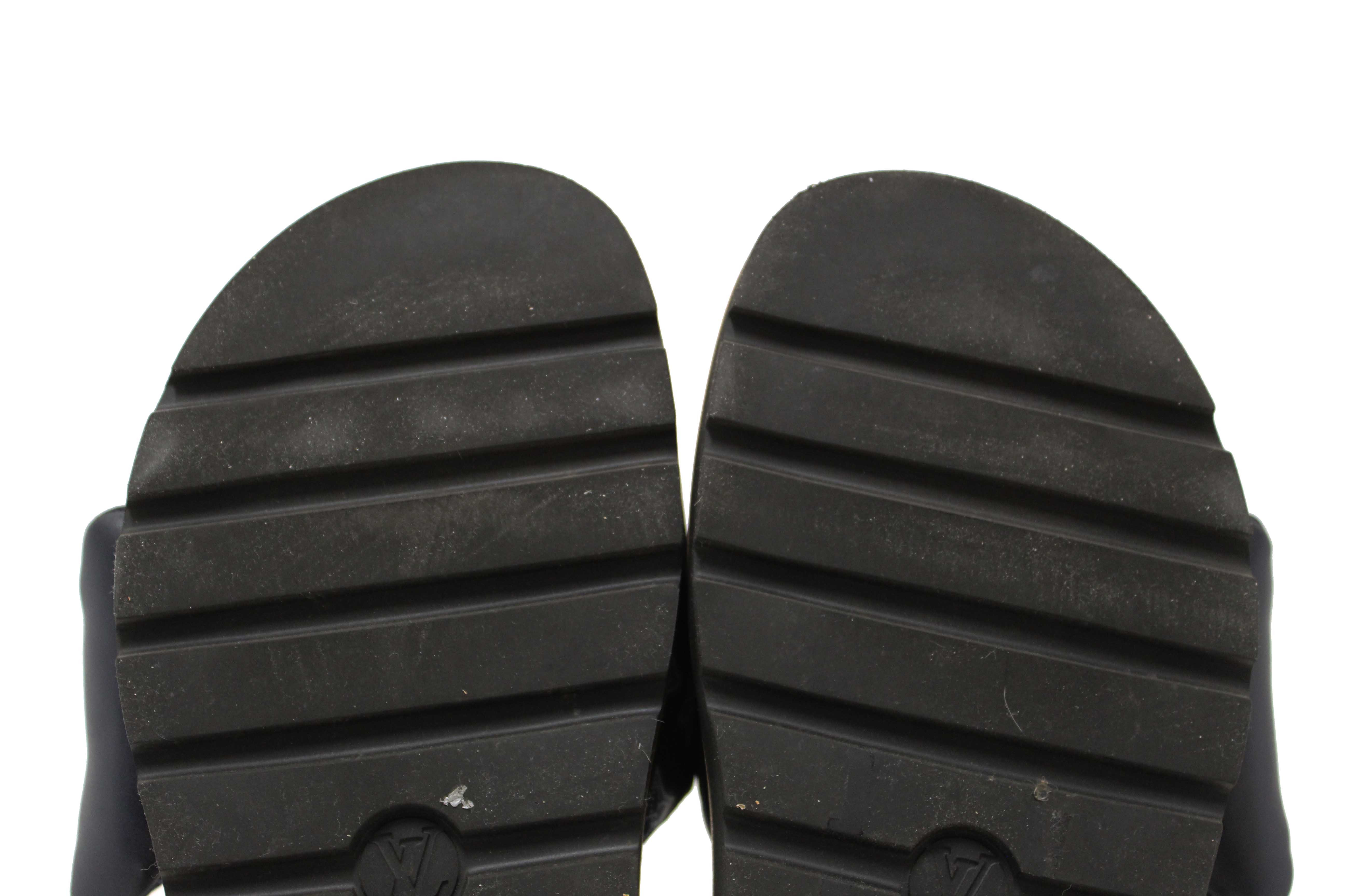 Authentic Louis Vuitton Navy Blue Nylon Monogram Womens Pool Pillow Comfort Mules Size 38