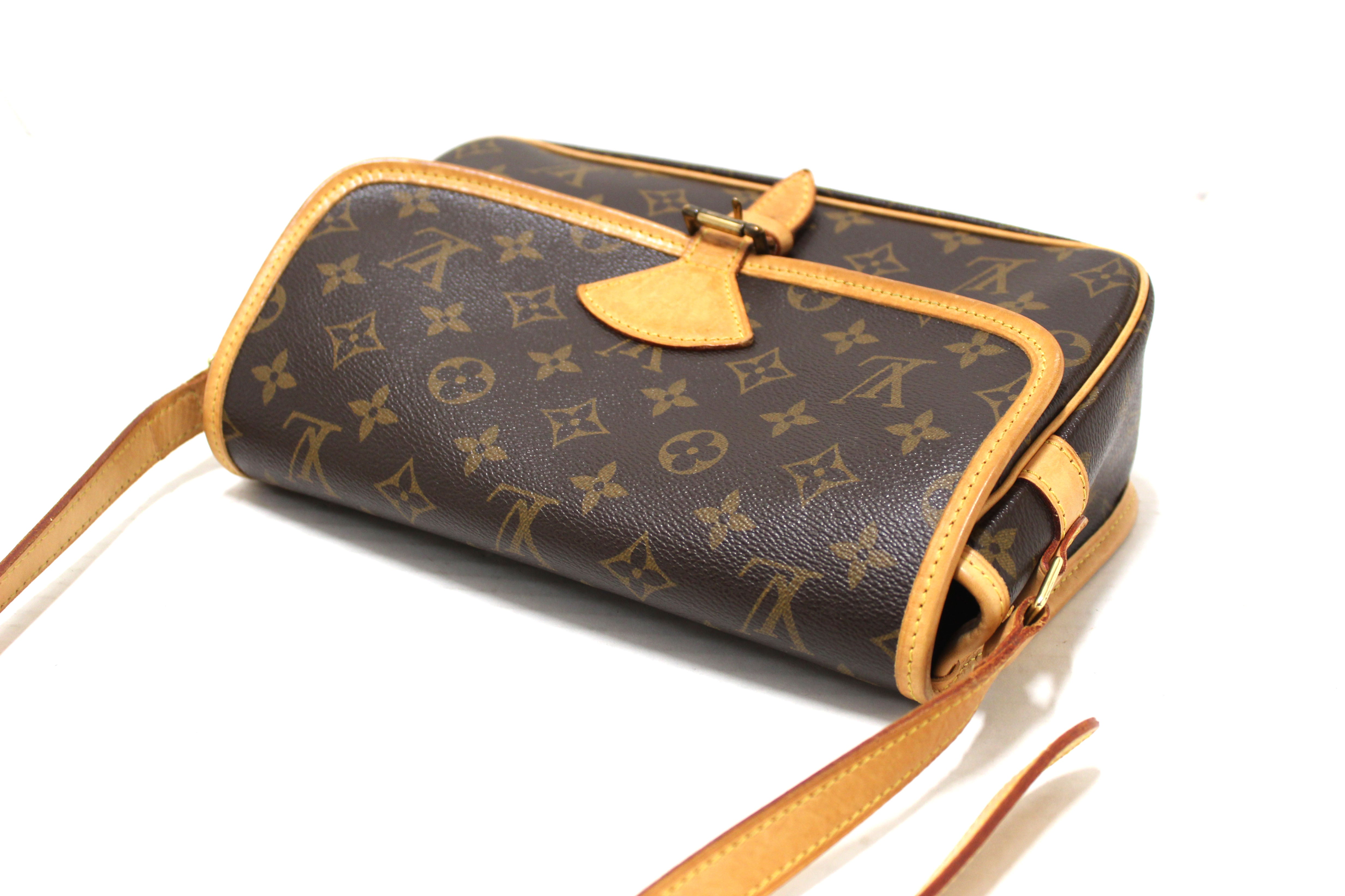 Louis Vuitton Sologne Shoulder bag 369551