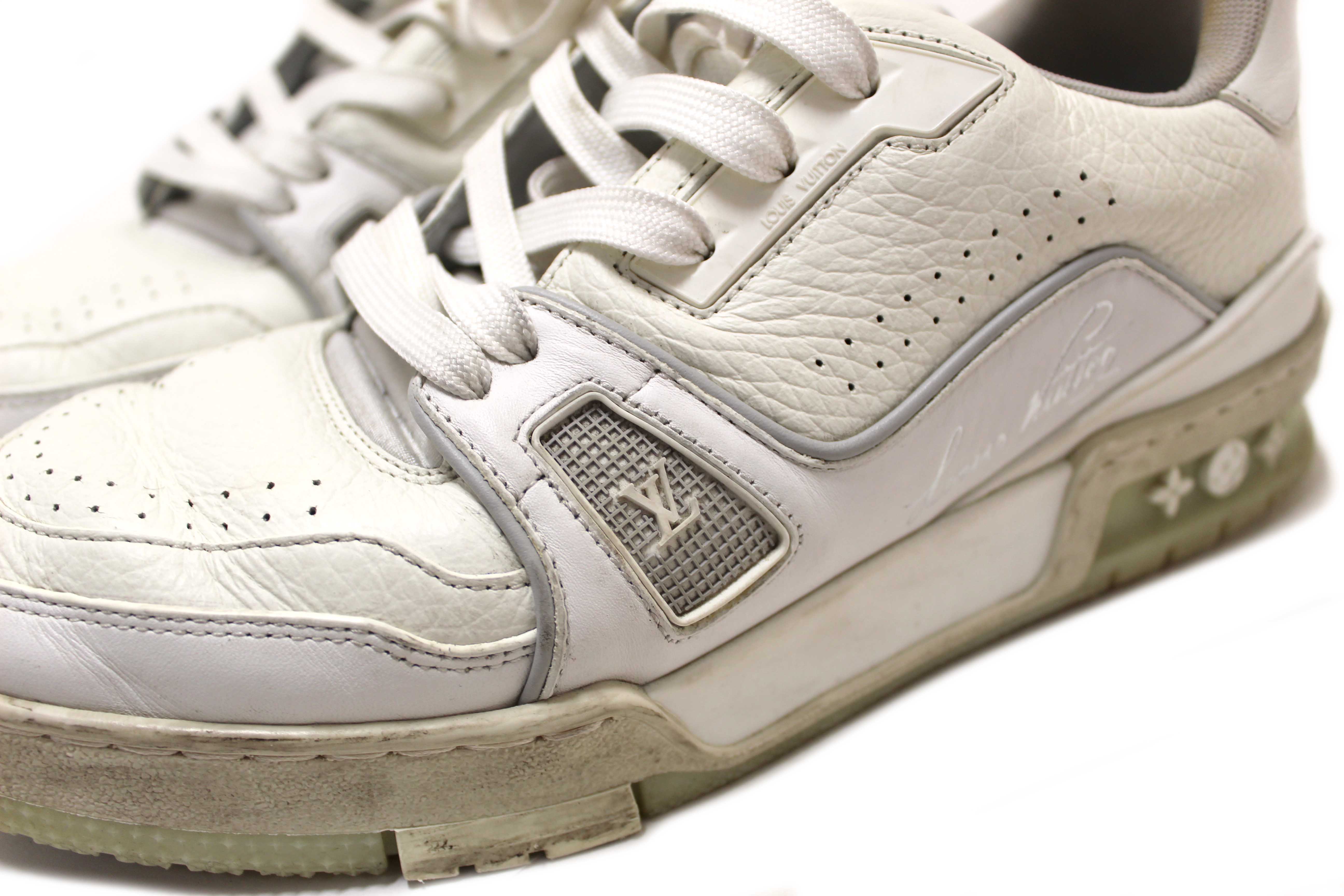 Authentic Louis Vuitton White Calfskin Mens LV Trainer Sneakers 38