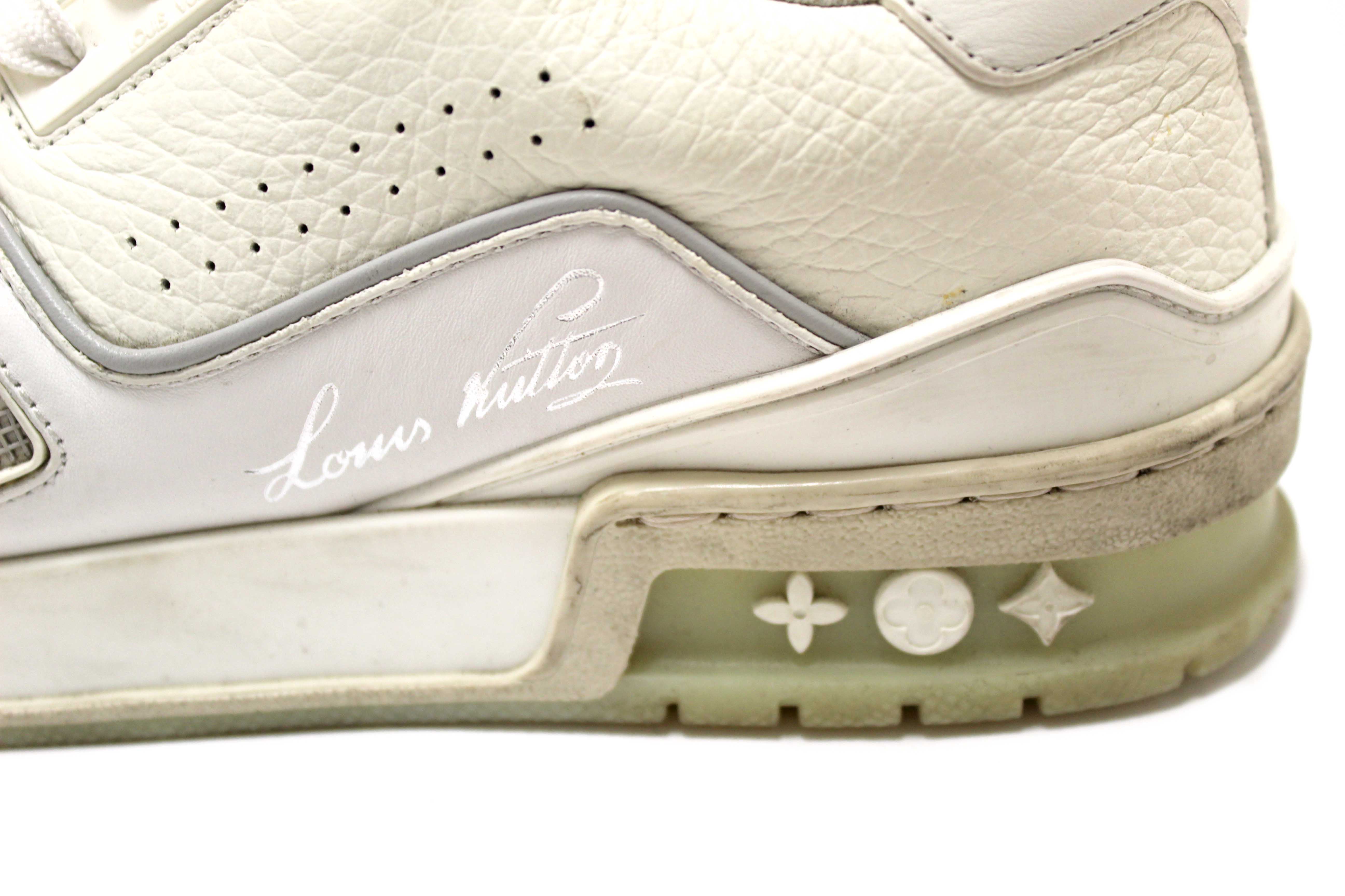 Authentic Louis Vuitton White Calfskin Mens LV Trainer Sneakers 38