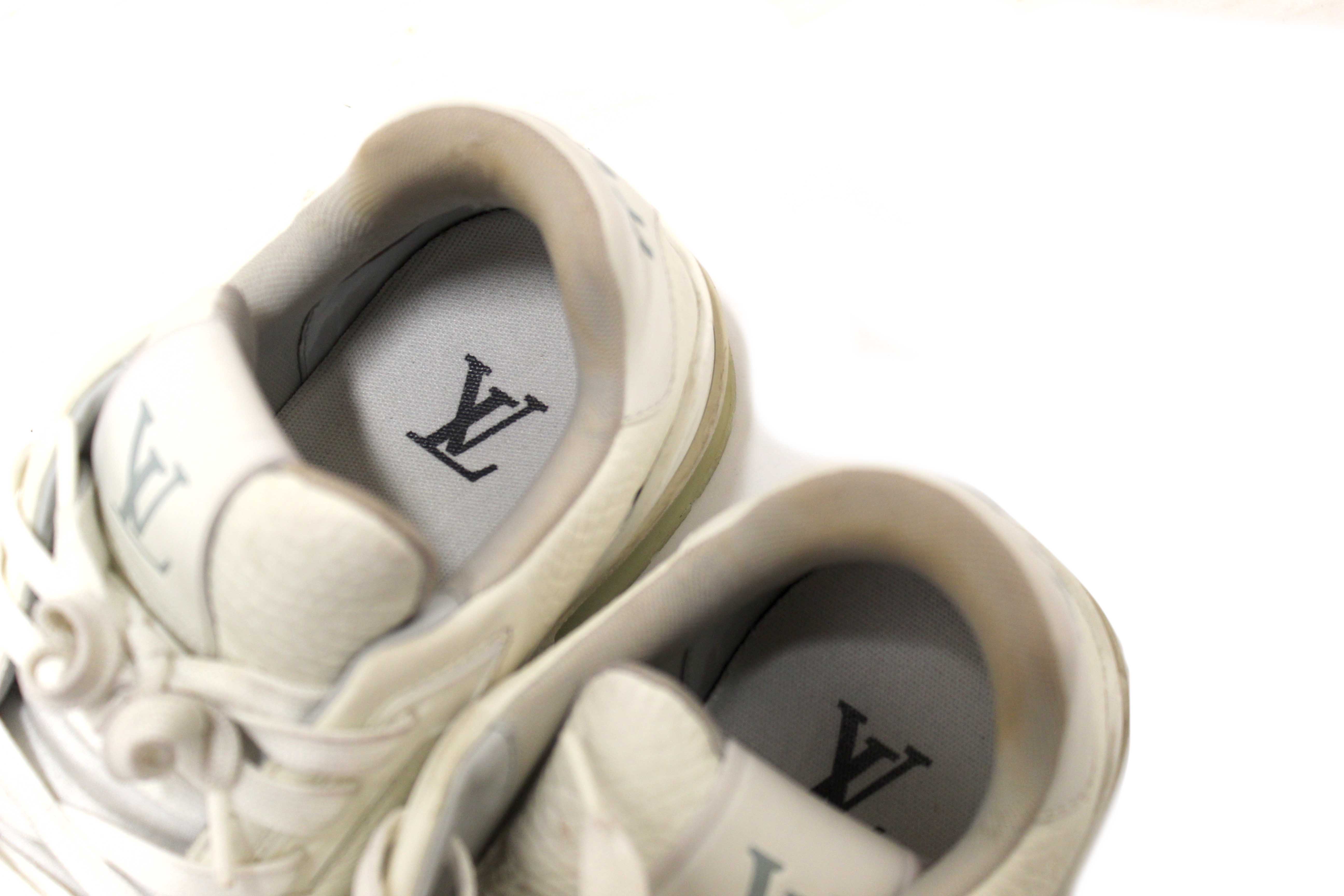 Authentic Louis Vuitton White Calfskin Mens LV Trainer Sneakers 38
