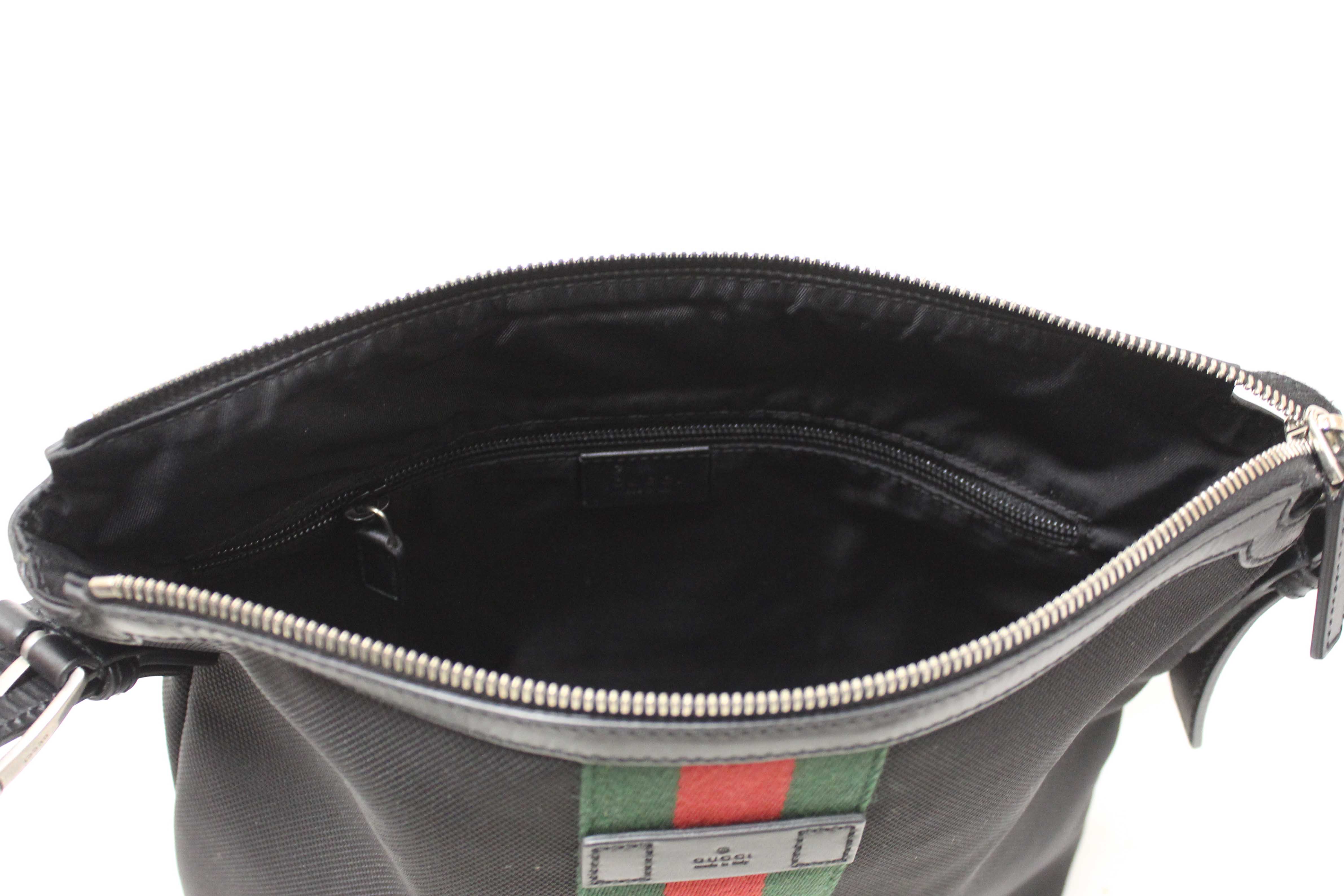 Authentic Gucci Black Techno Canvas Web Messenger Bag