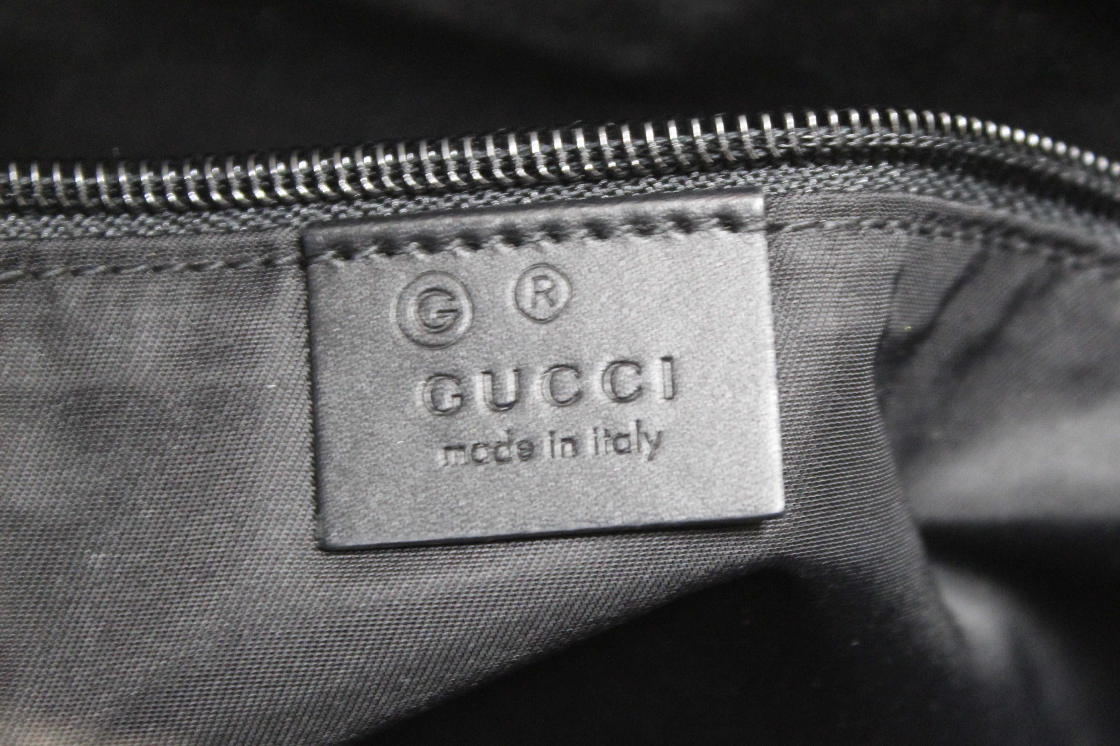 Authentic Gucci Black Techno Canvas Web Messenger Bag