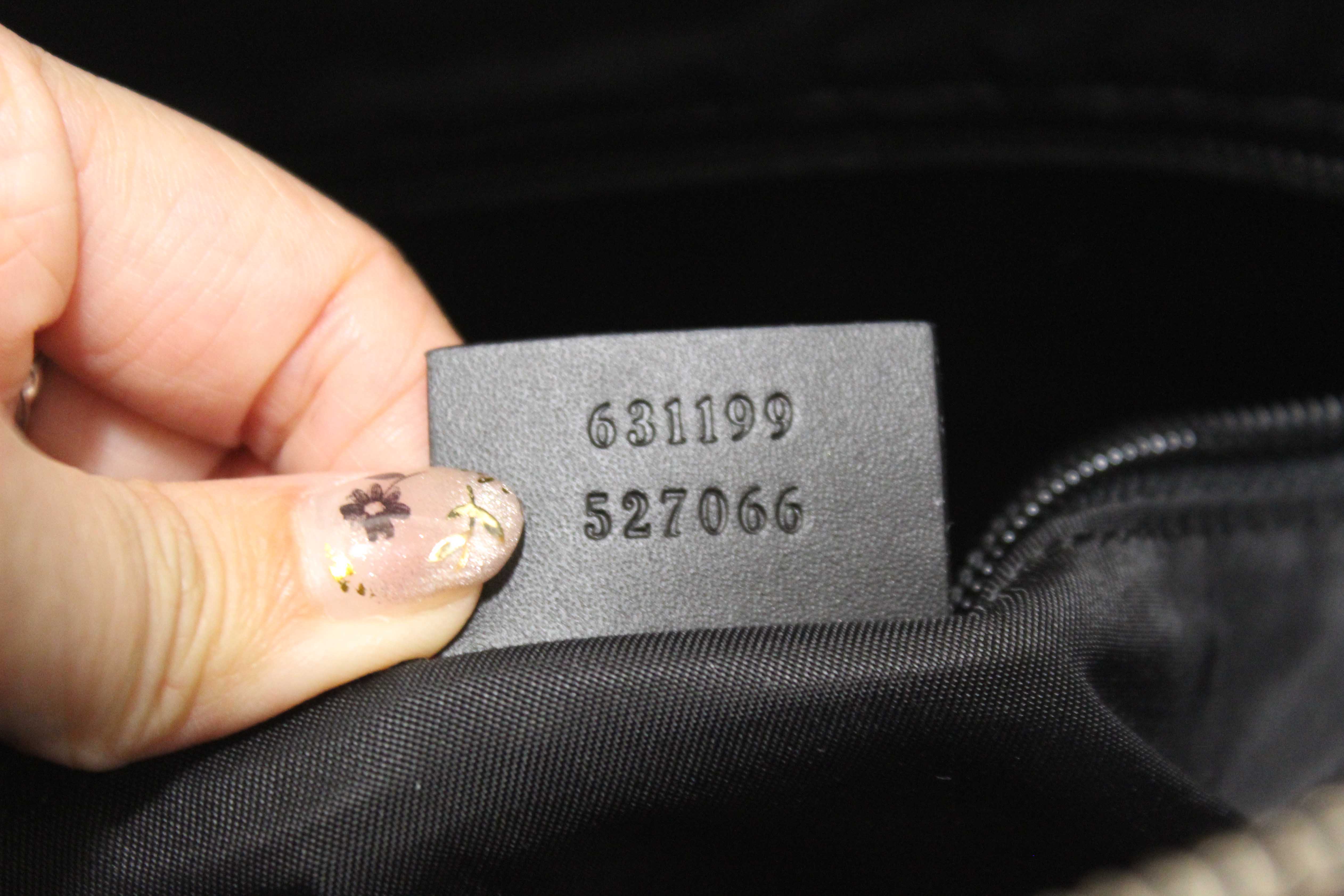 Authentic Gucci Black Techno Canvas Web Messenger Bag