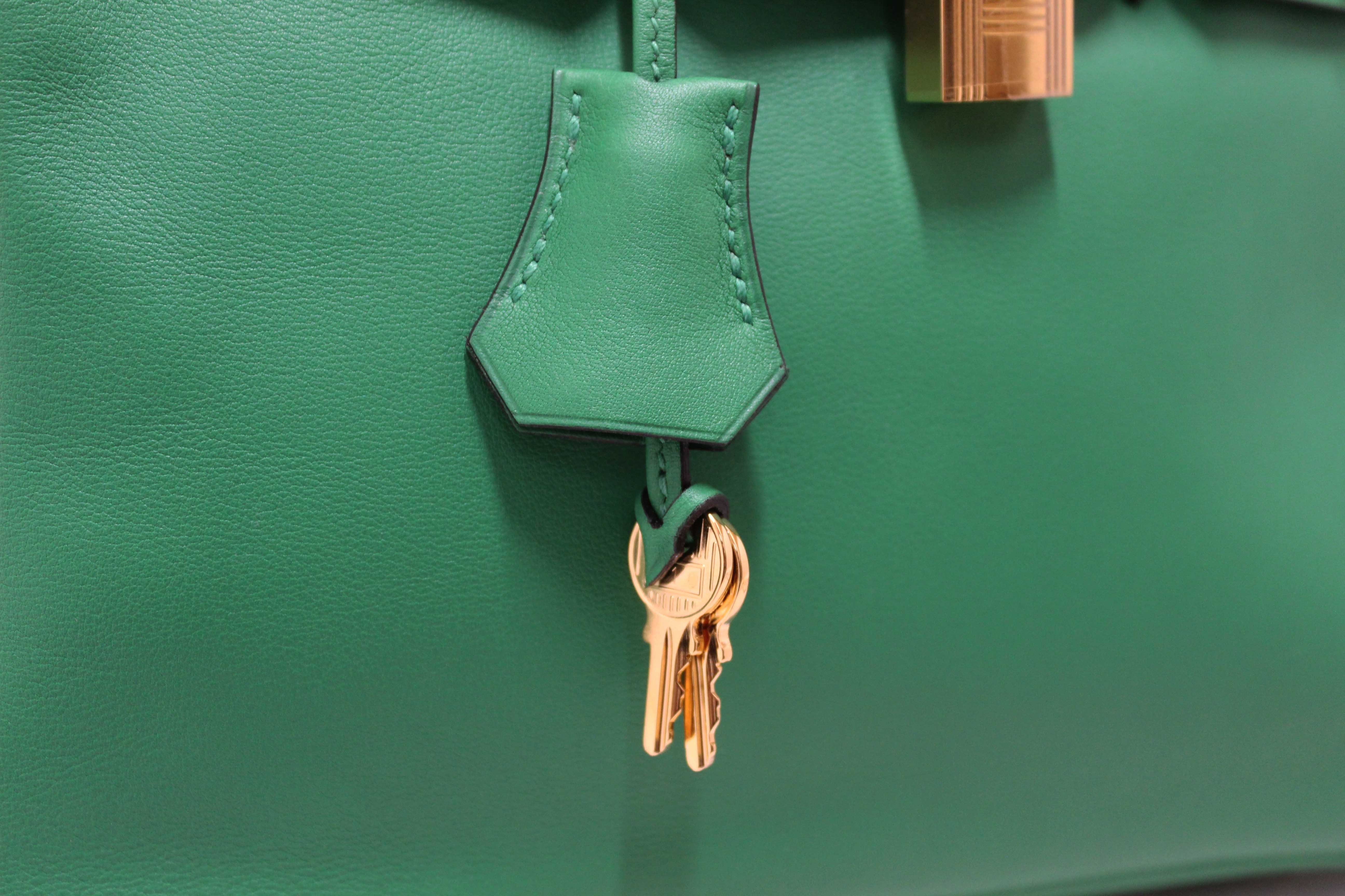 Authentic Hermes Menthe Swift Leather Gold Hardware Birkin 25 Handbag