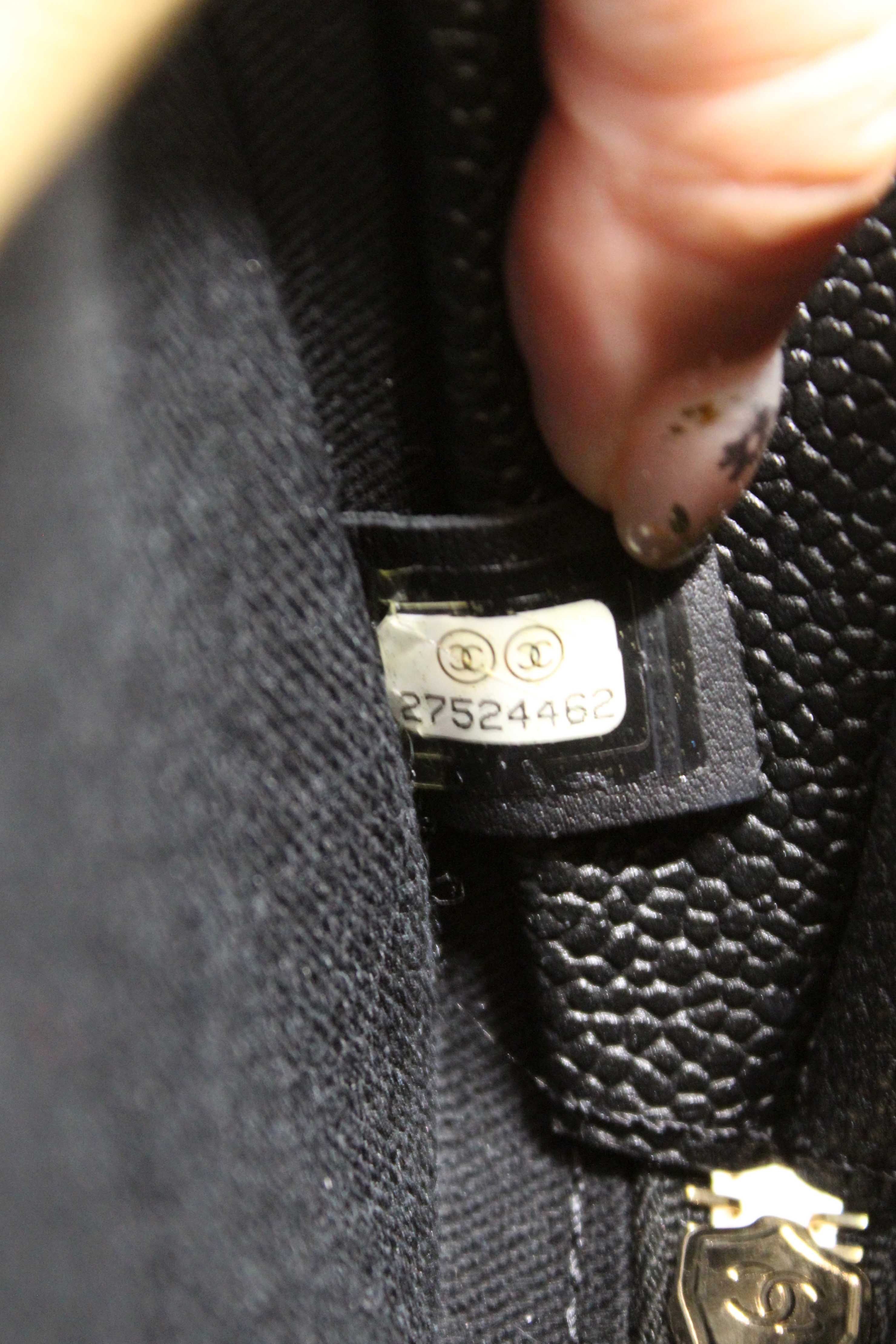 Authentic Chanel Black Quilted Caviar Leather Chic Affinity Waist bag