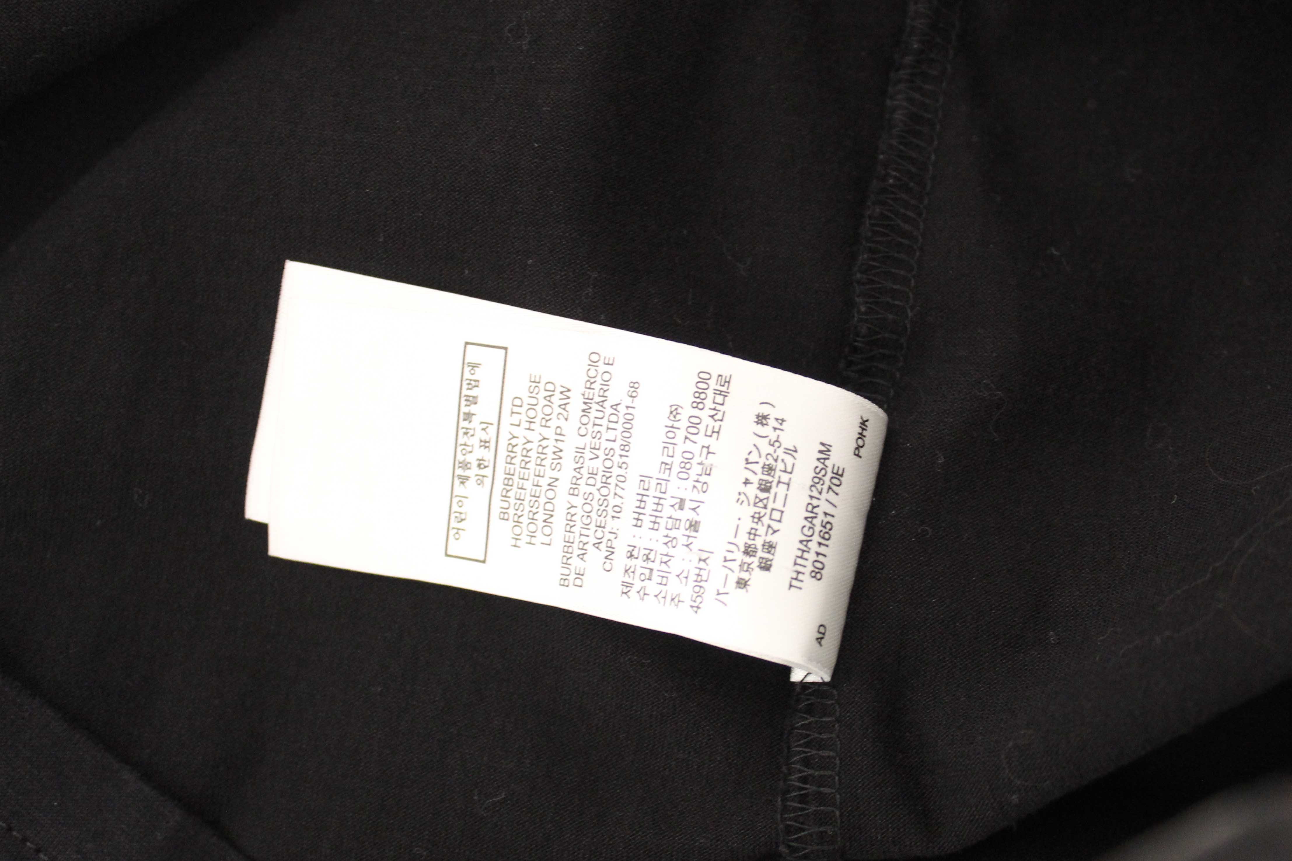 Authentic Burberry Black Cotton Logo Print T-shirt size S