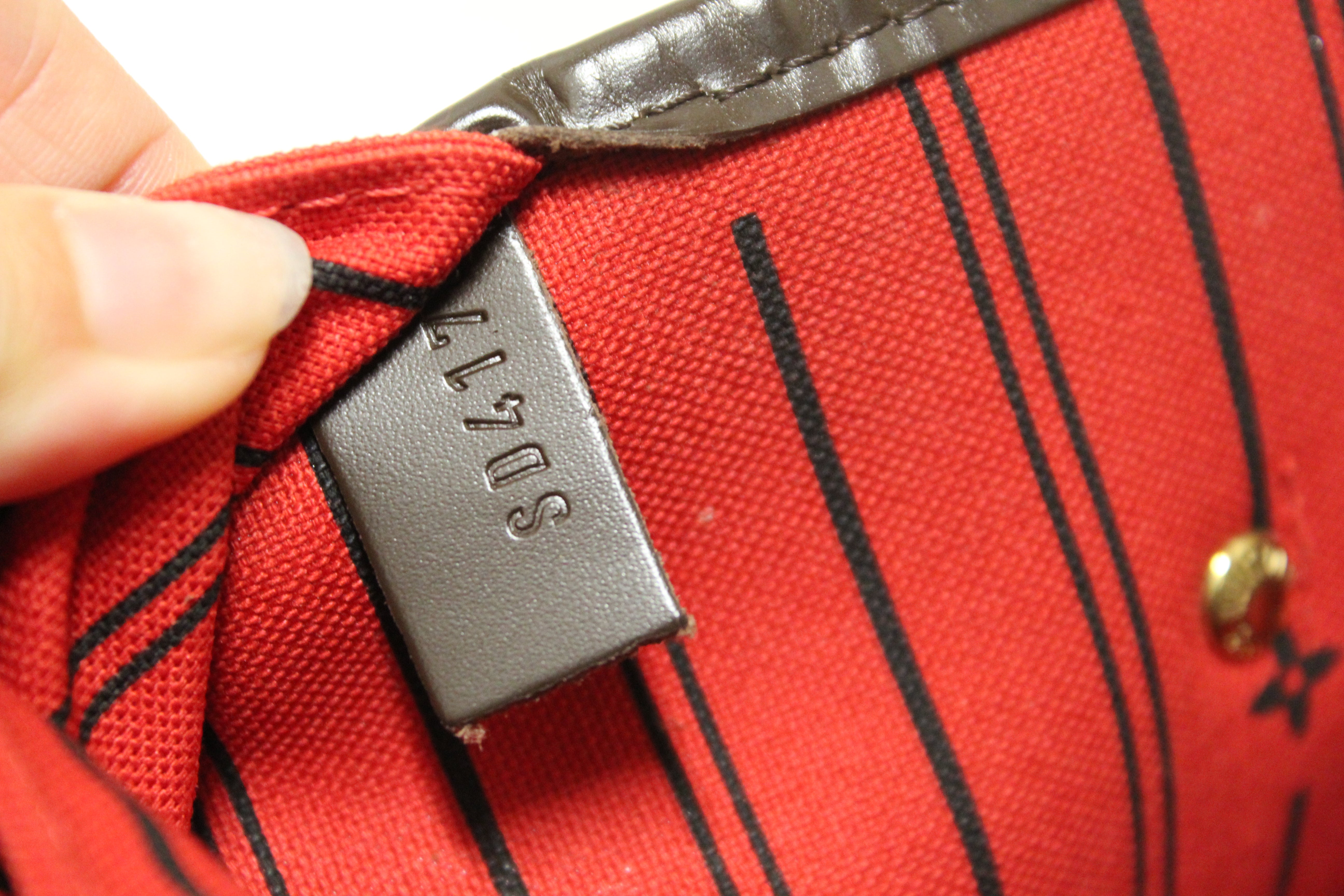 Authentic Louis Vuitton Damier Ebene Neverfull GM Tote Shoulder Bag