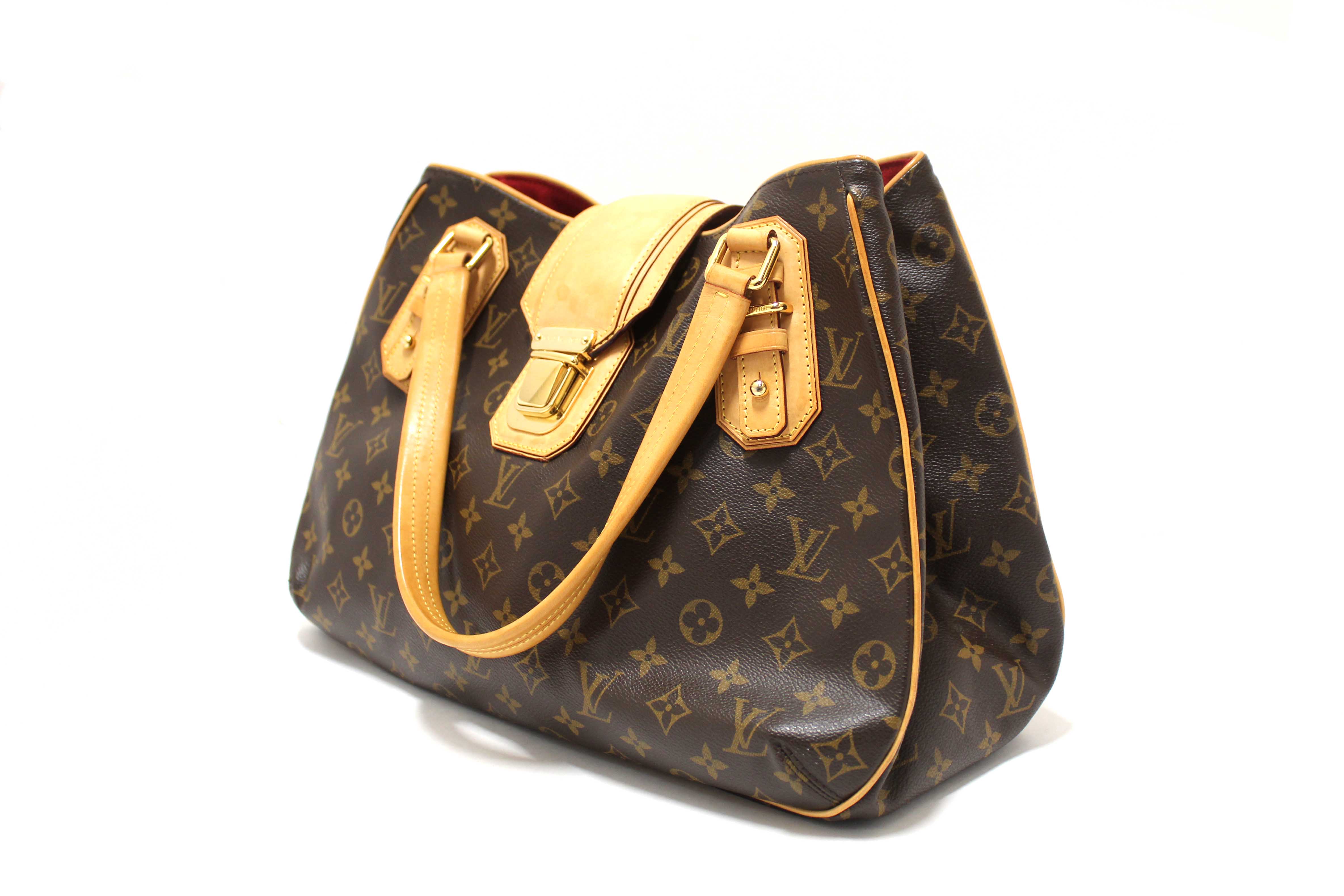 Authentic Louis Vuitton Monogram Greit Shoulder Bag