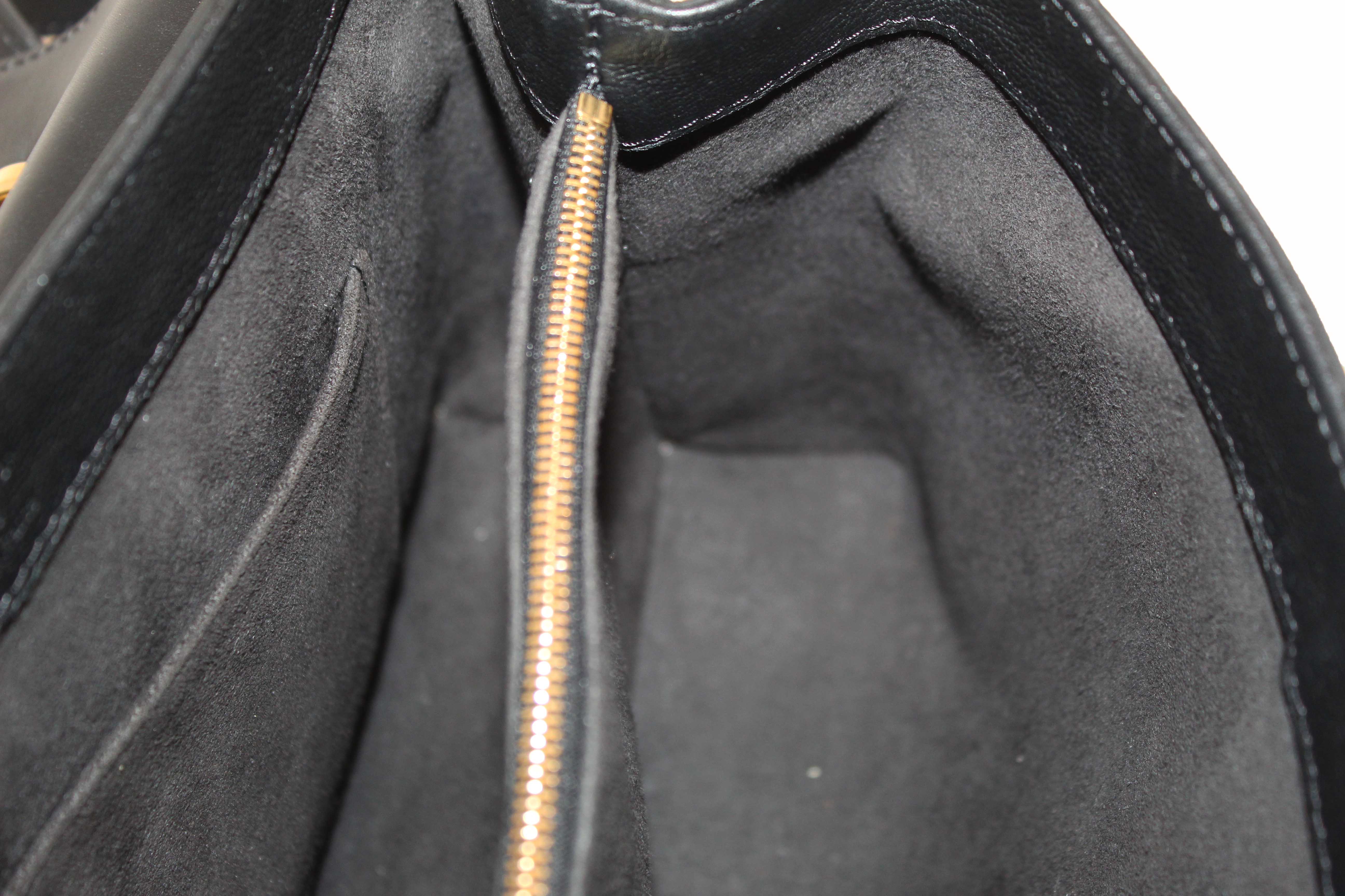 Authentic Louis Vuitton Black Monogram Leather Very One Handle Handbag