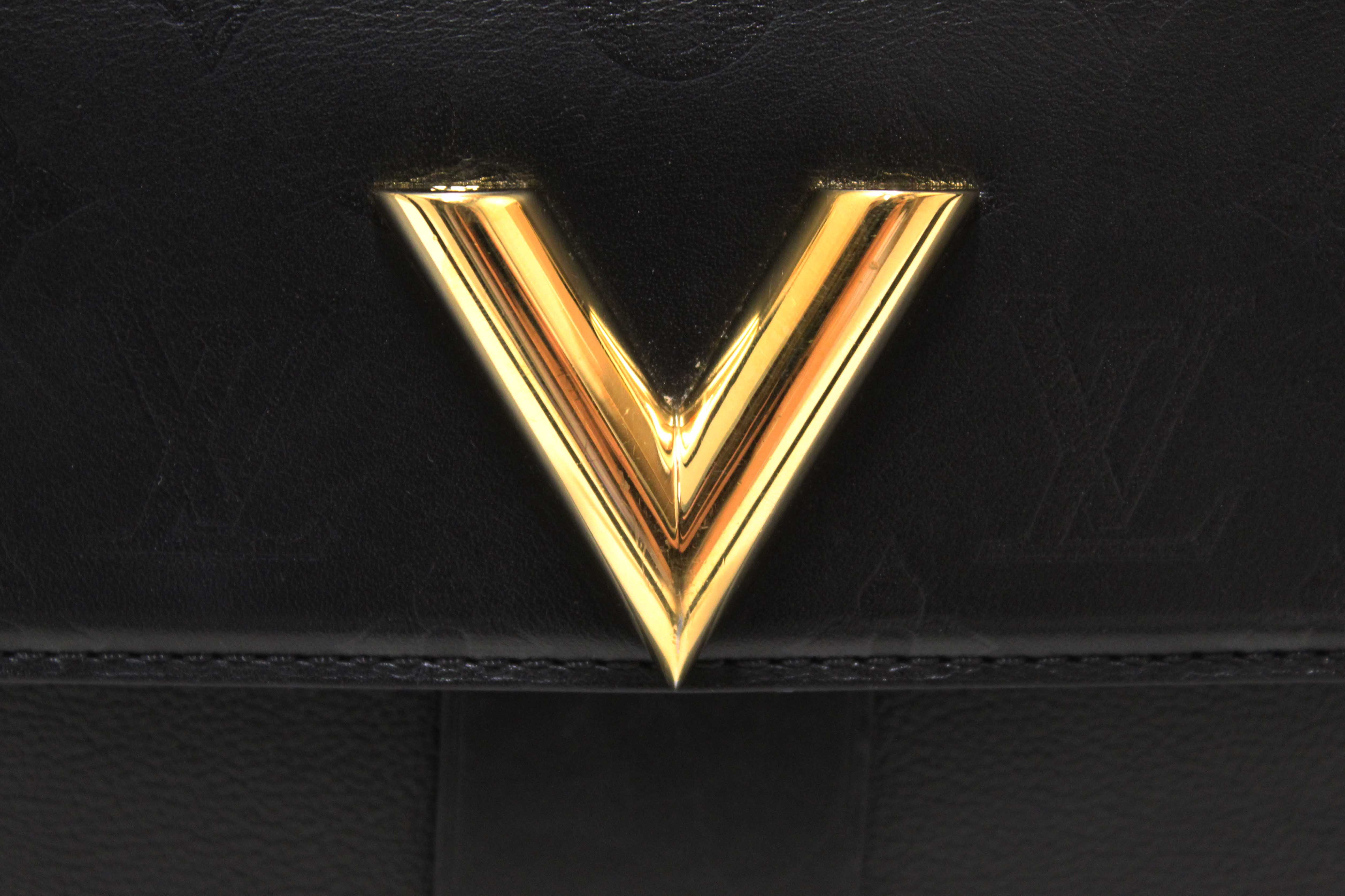 Authentic Louis Vuitton Black Monogram Leather Very One Handle Handbag