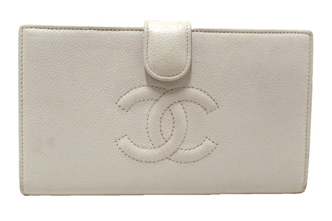 Authentic Chanel Vintage White Caviar CC Leather Classic Long Wallet