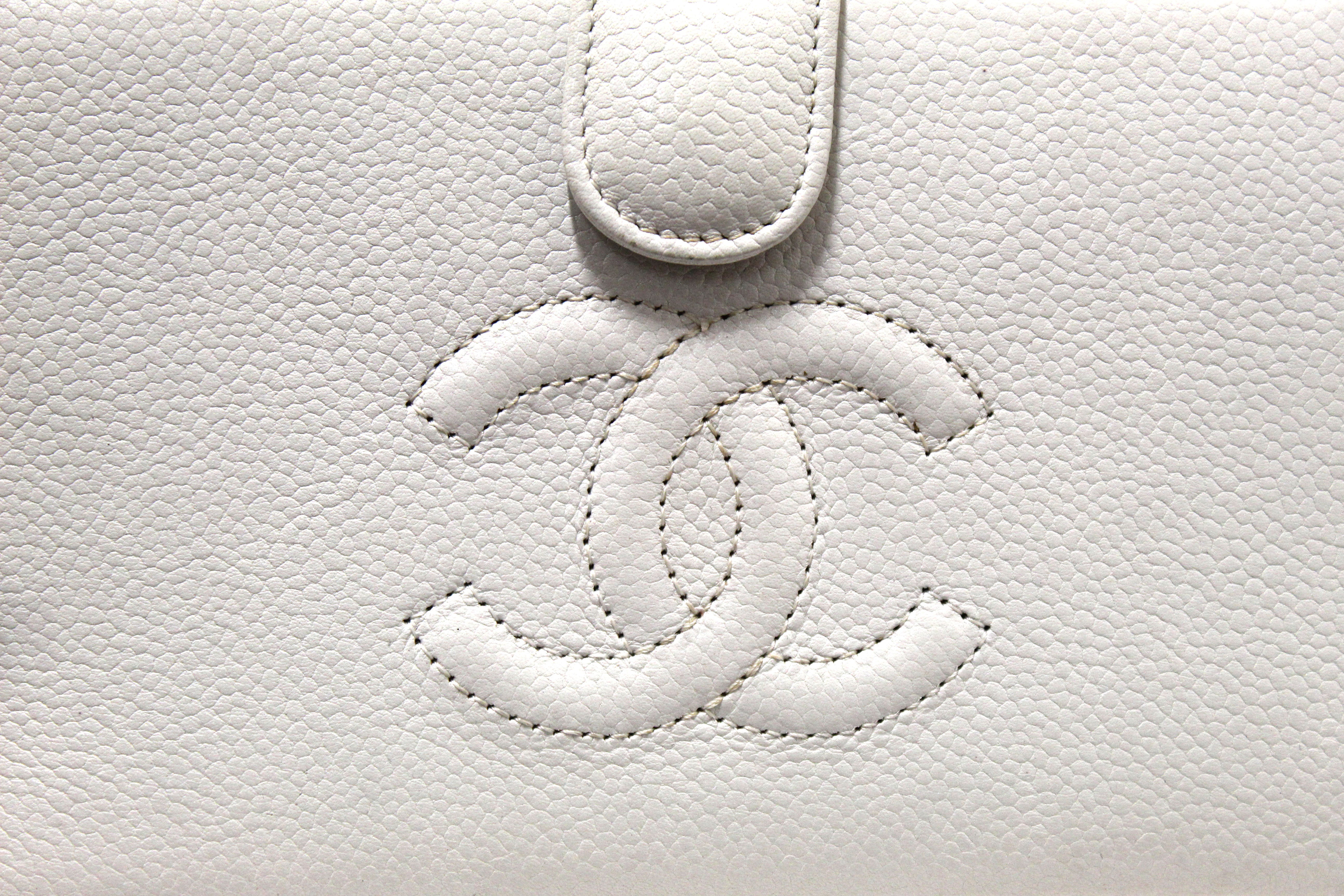 Authentic Chanel Vintage White Caviar CC Leather Classic Long Wallet