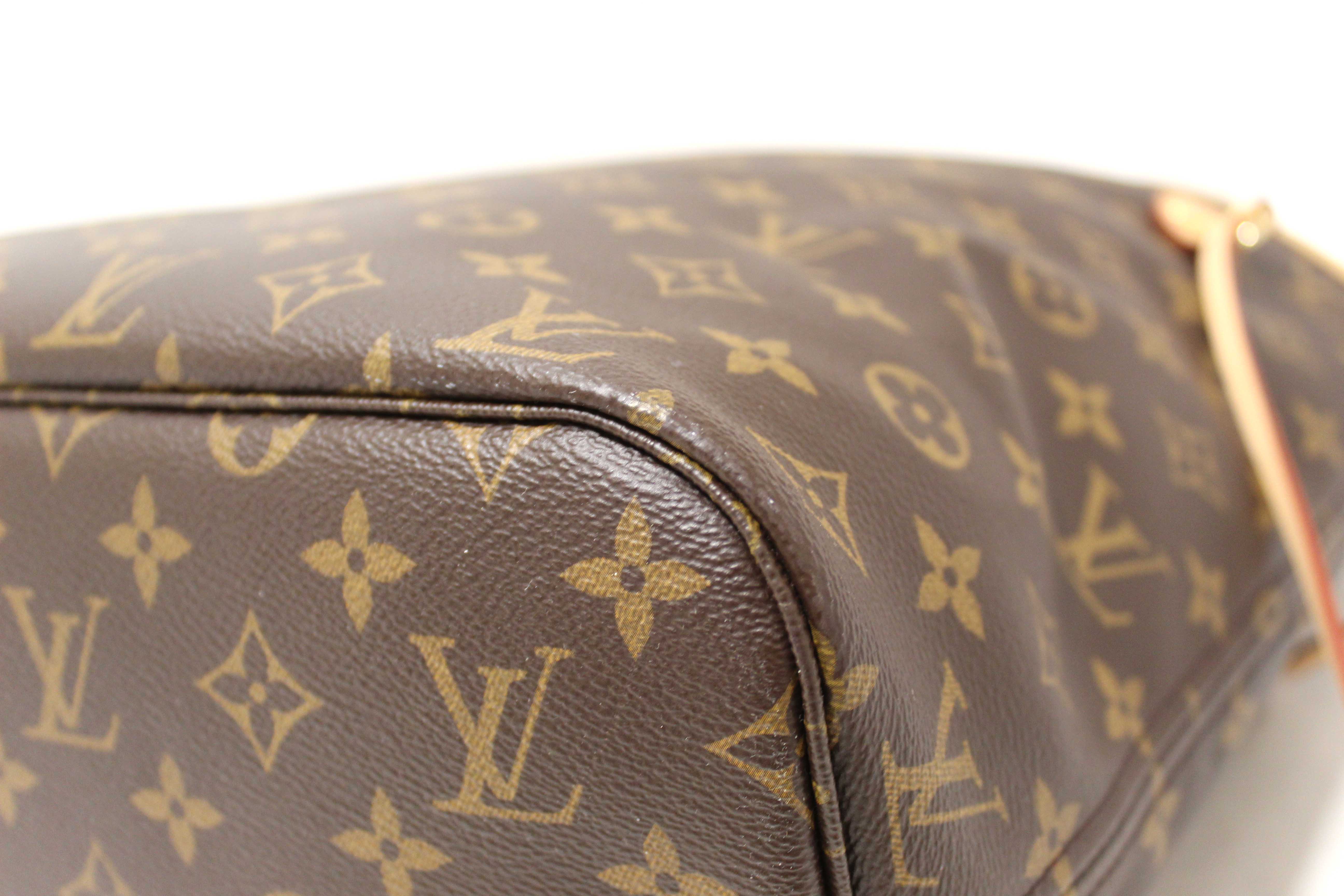 Authentic Louis Vuitton Classic Monogram Neverfull MM Tote Shoulder Bag