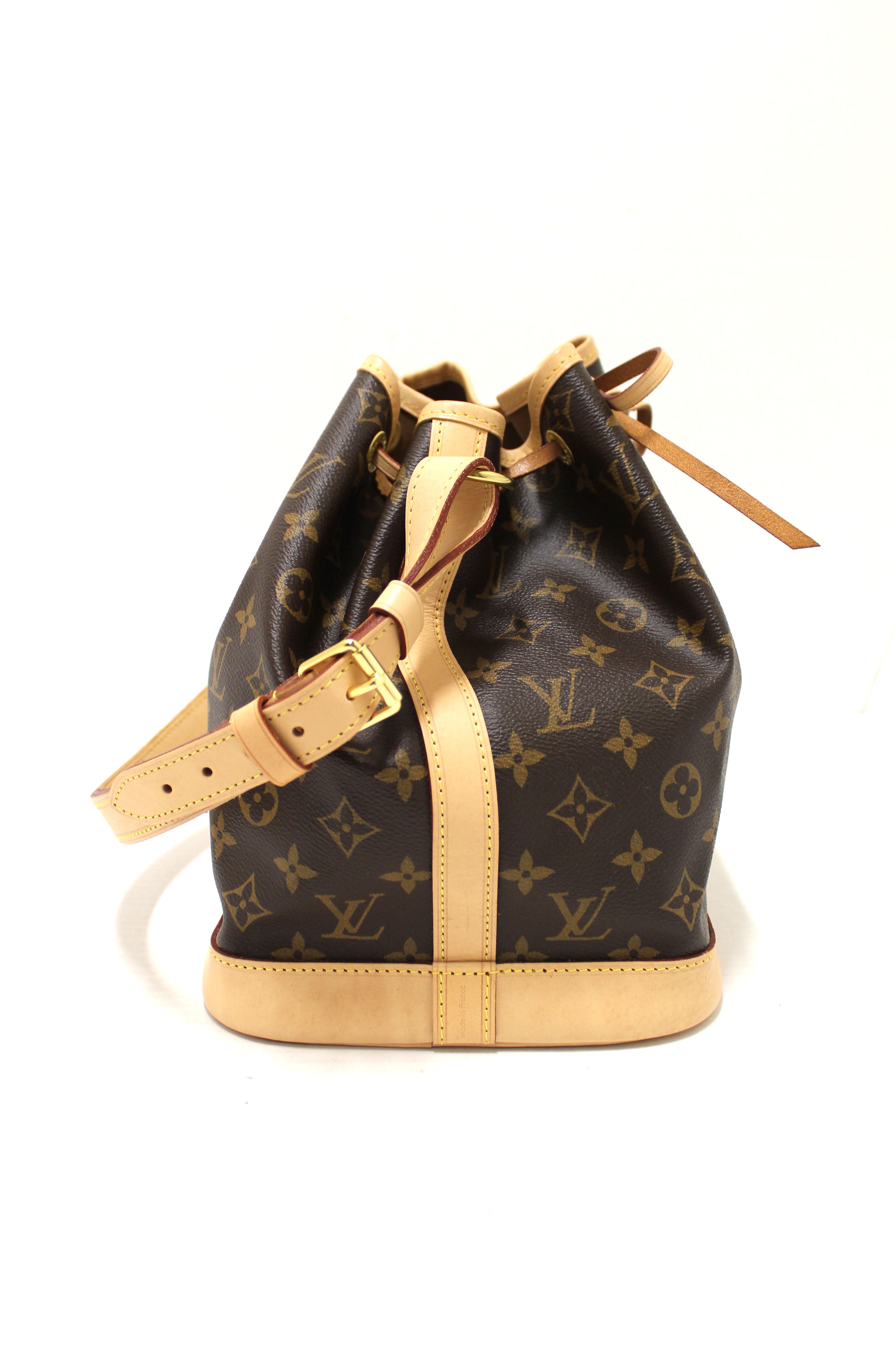 Authentic Louis Vuitton Classic Monogram Petit Noé Bucket Bag