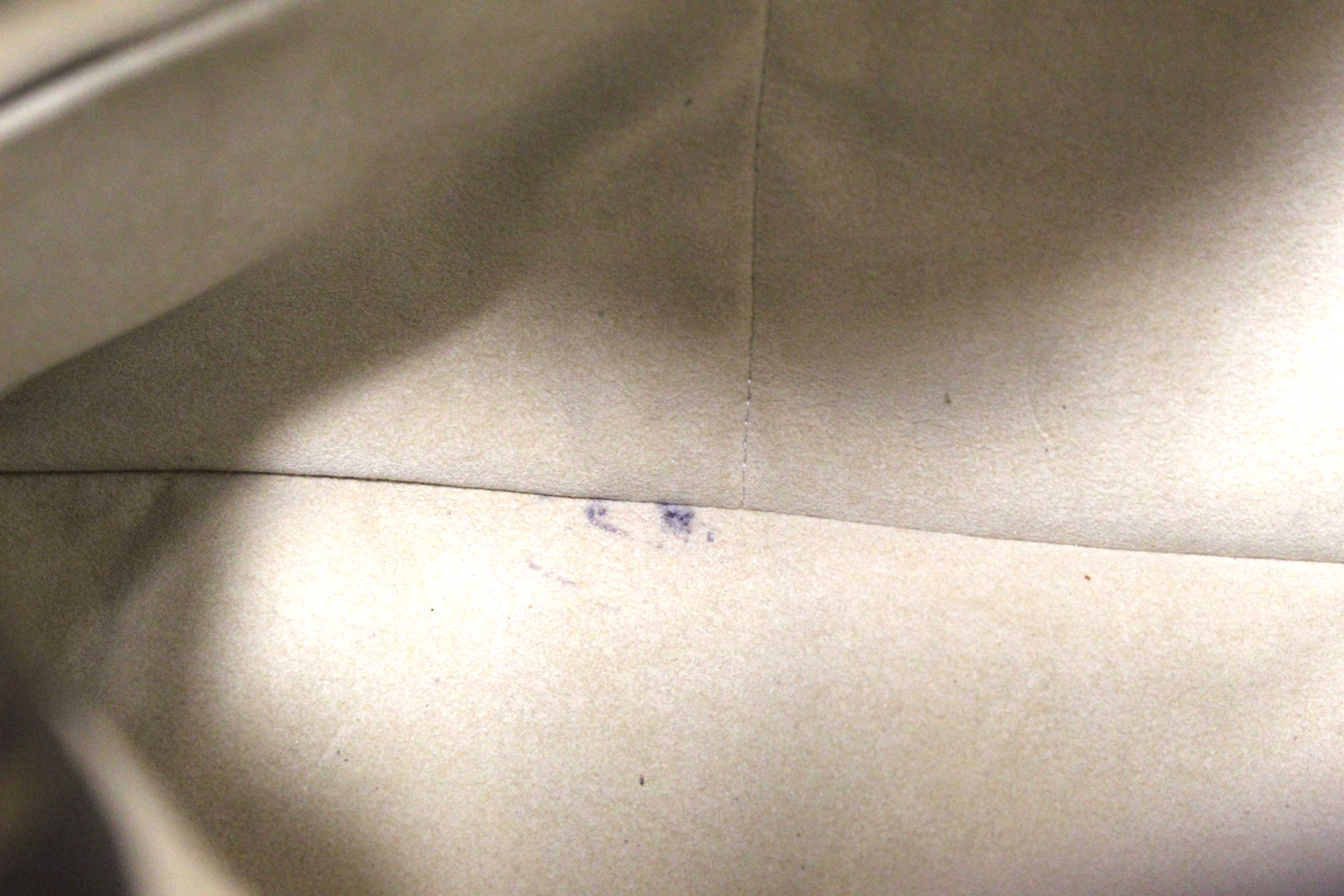 Authentic Louis Vuitton Classic Monogram Canvas Artsy MM Shoulder Bag